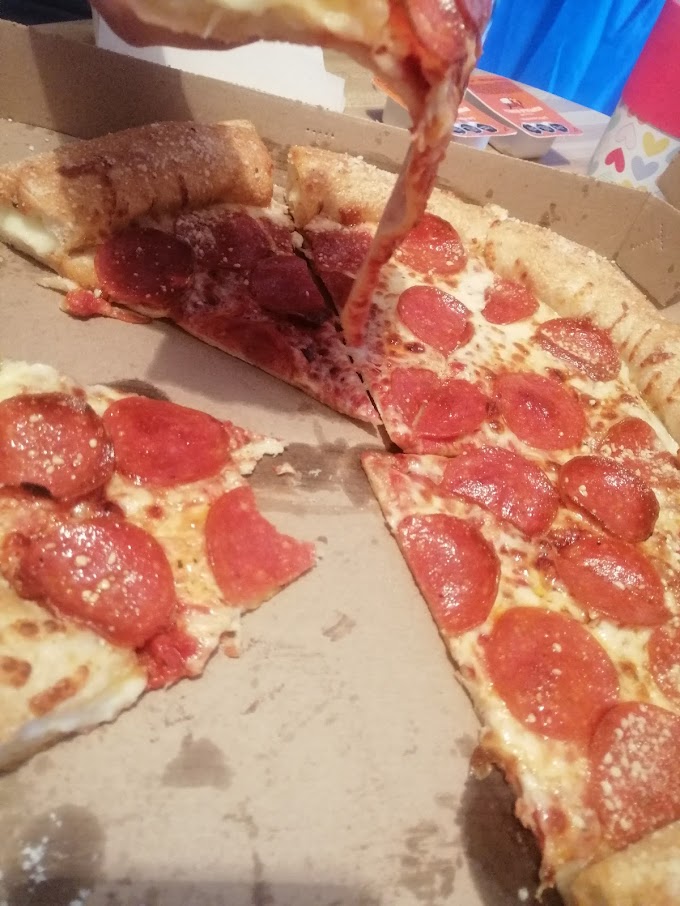 Little Caesars Delicias image 3