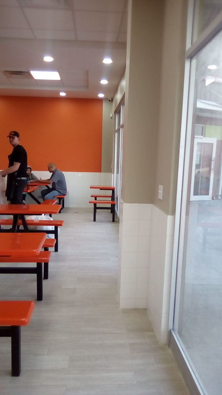 Little Caesars Delicias image 5