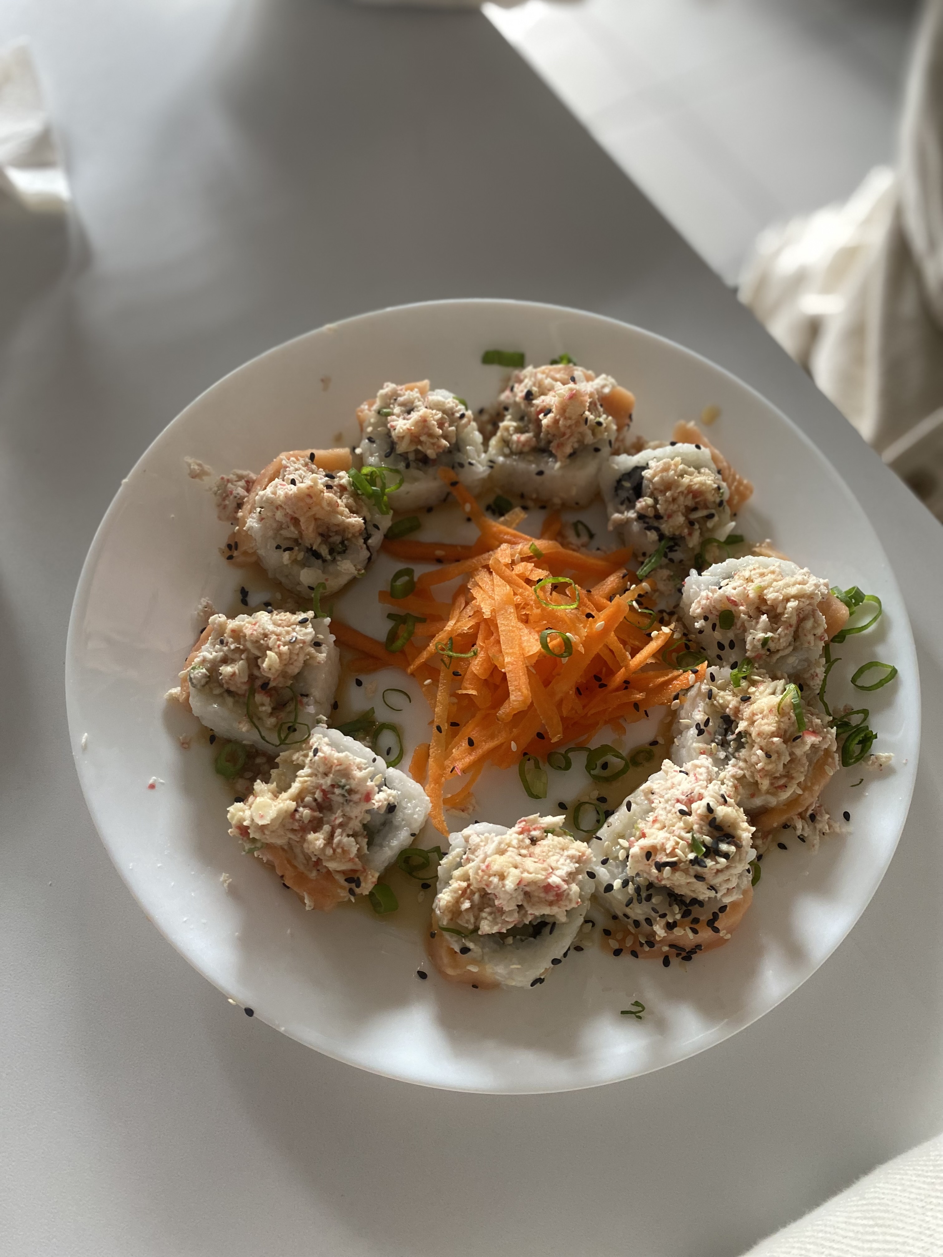 Sakura sushi & wings image 2