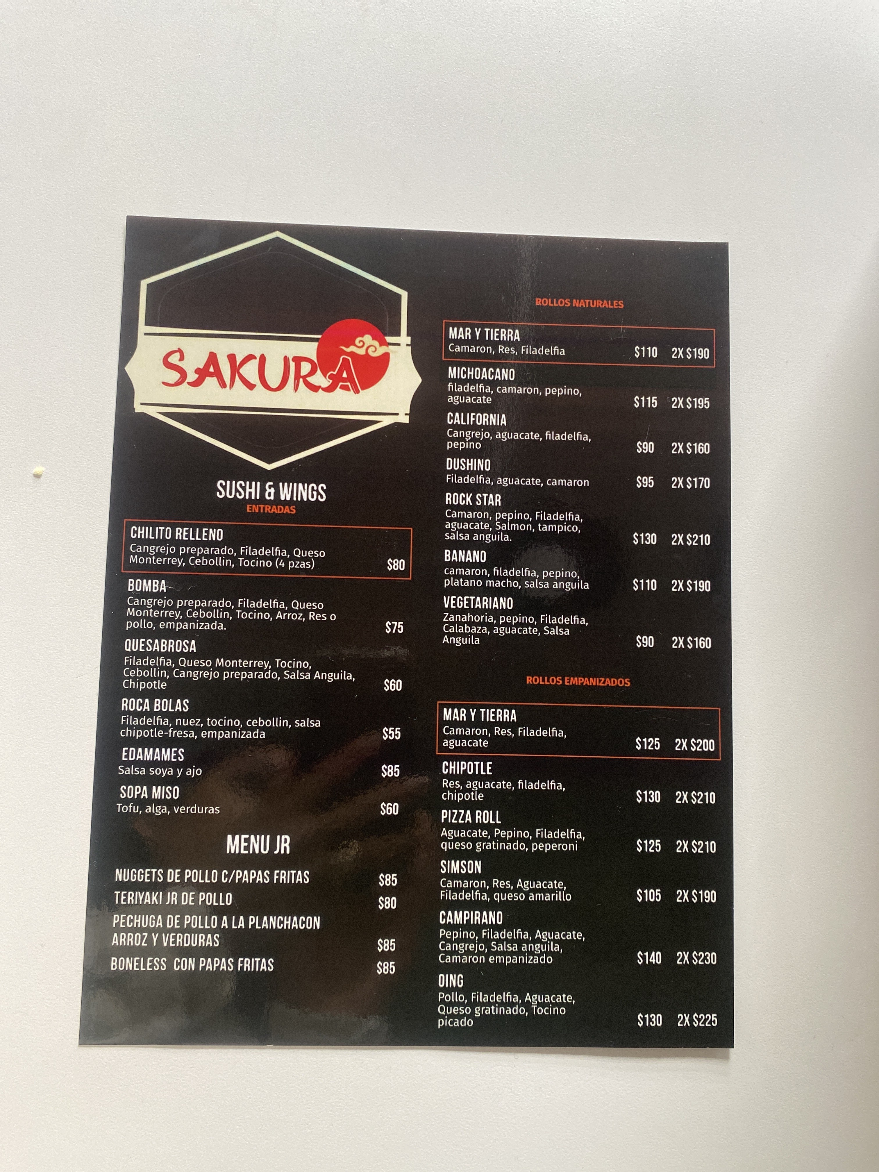 Sakura sushi & wings image 4