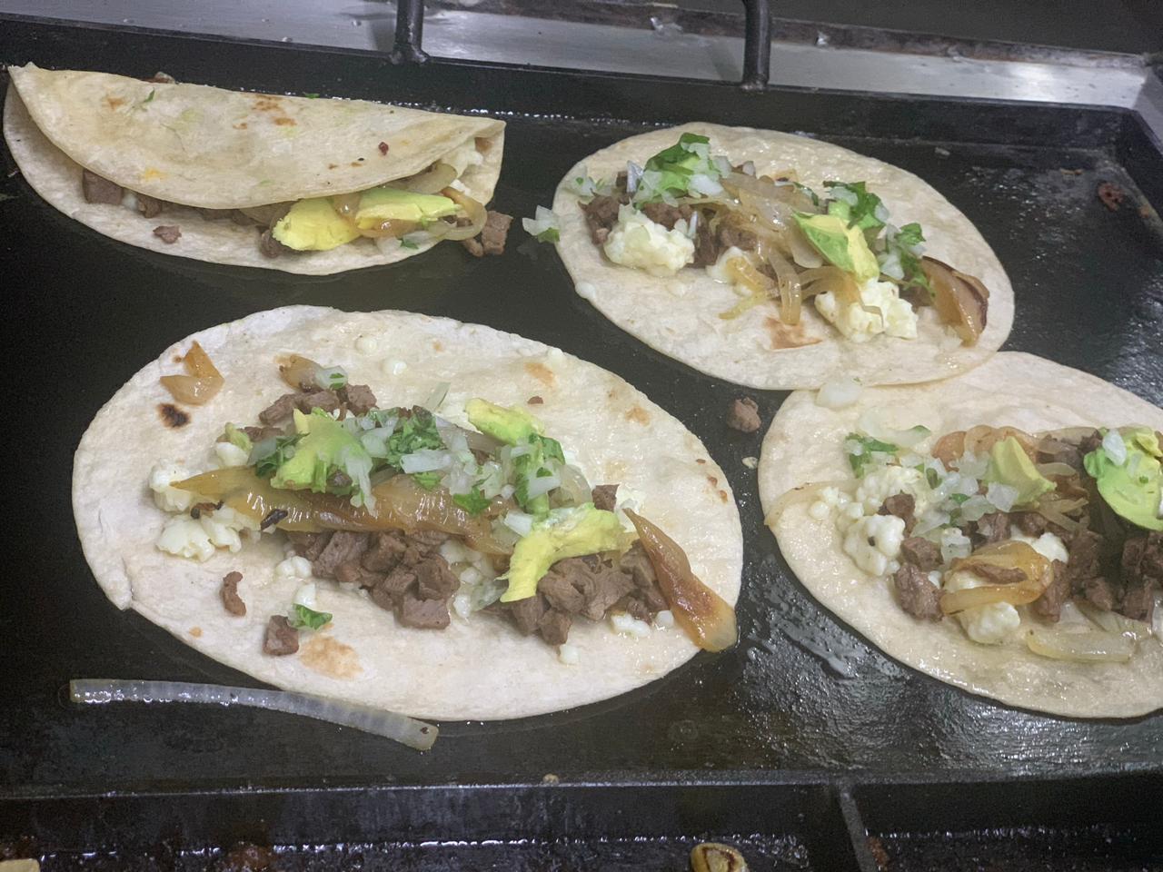 LOS TACOS DEL FIN image 6