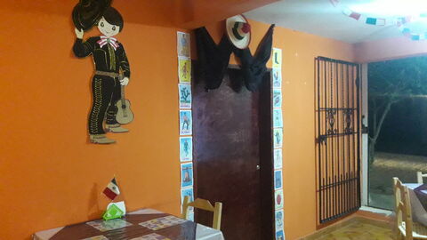 Antojitos Mexicanos image 2