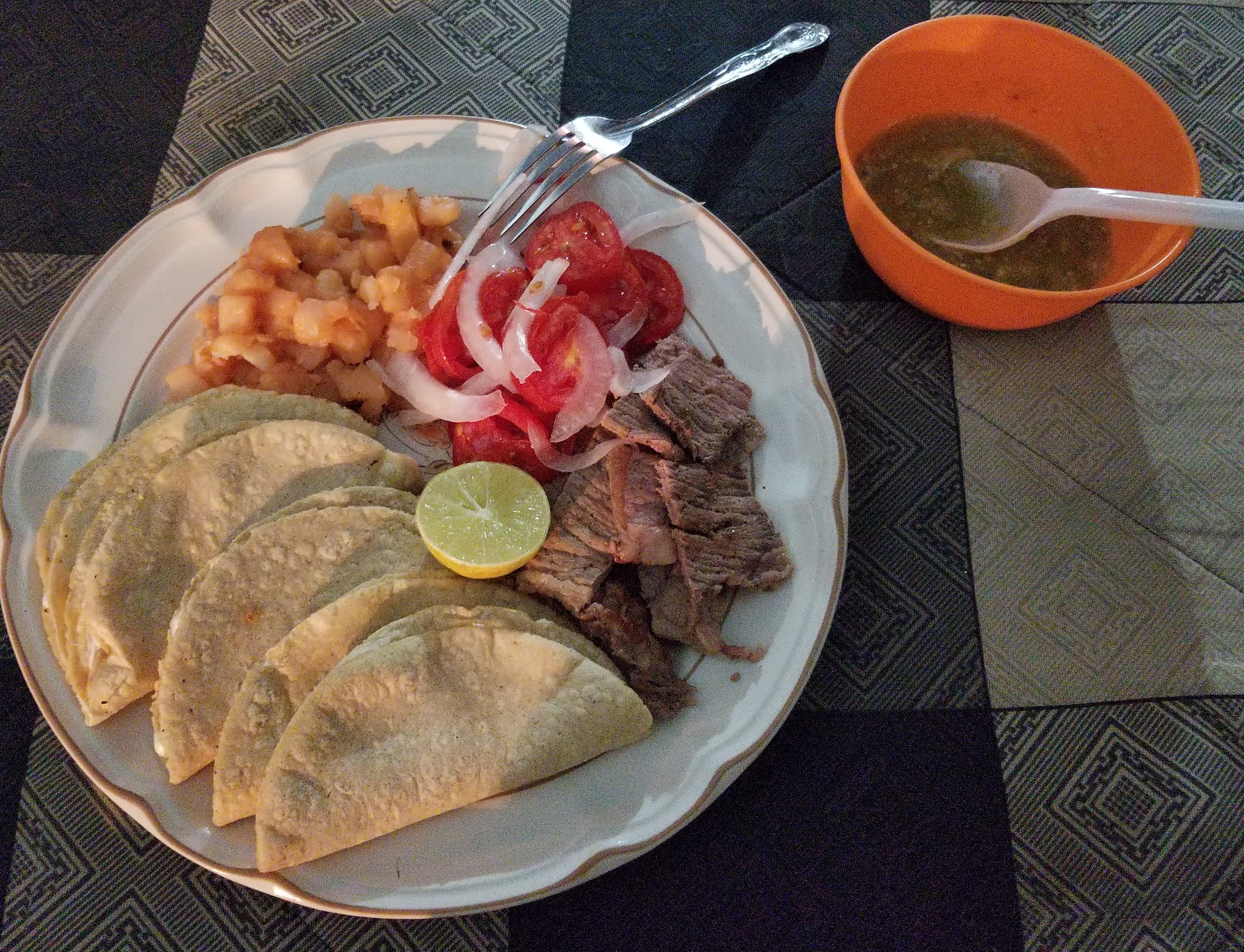 Taco`n Madres Del Cotorro image 3