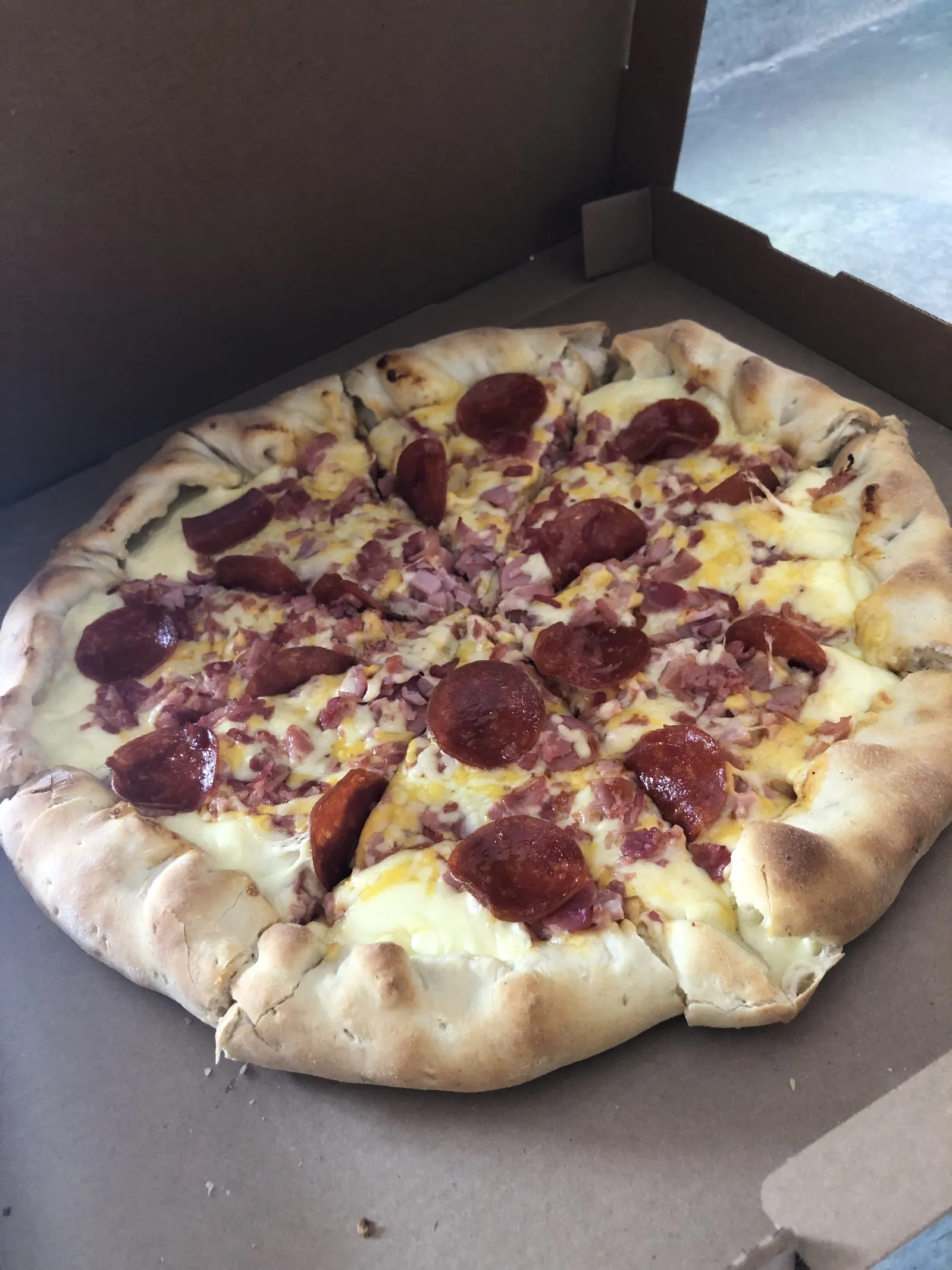 BL pizza image 7