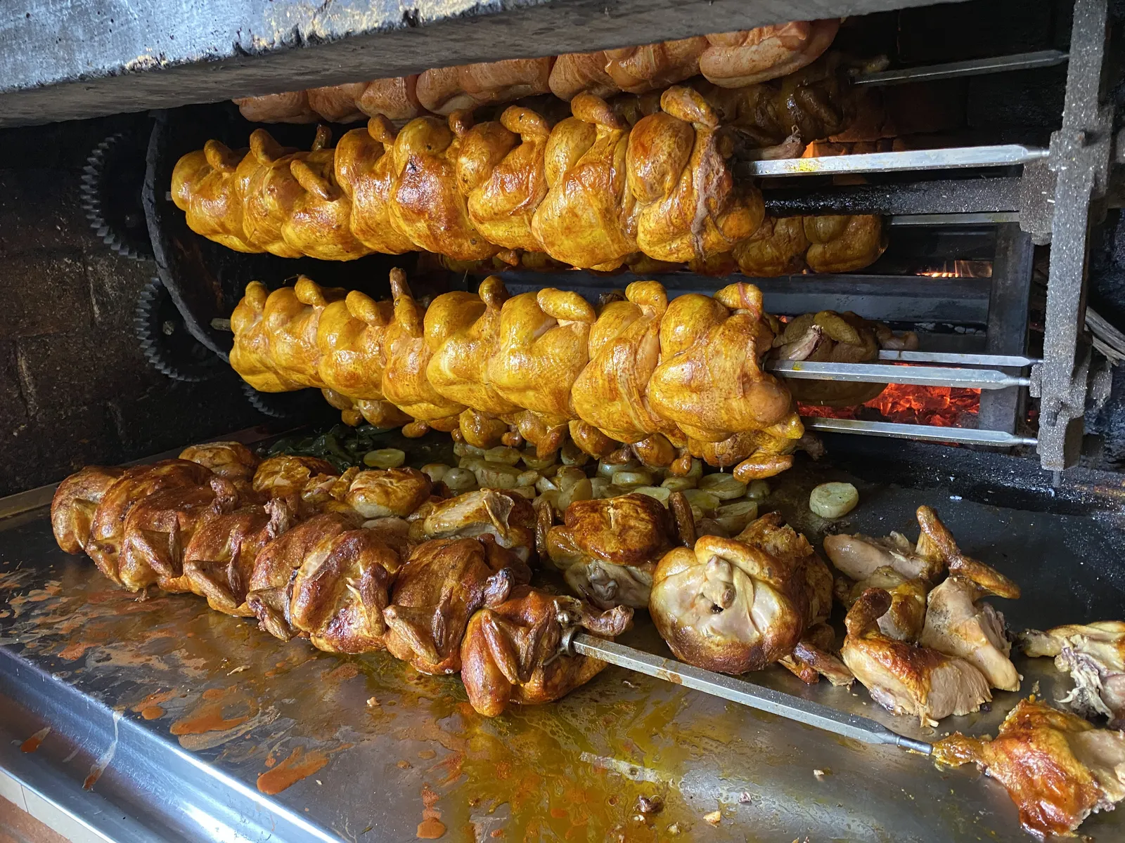 Pollo A La Leña La Hacienda image 2