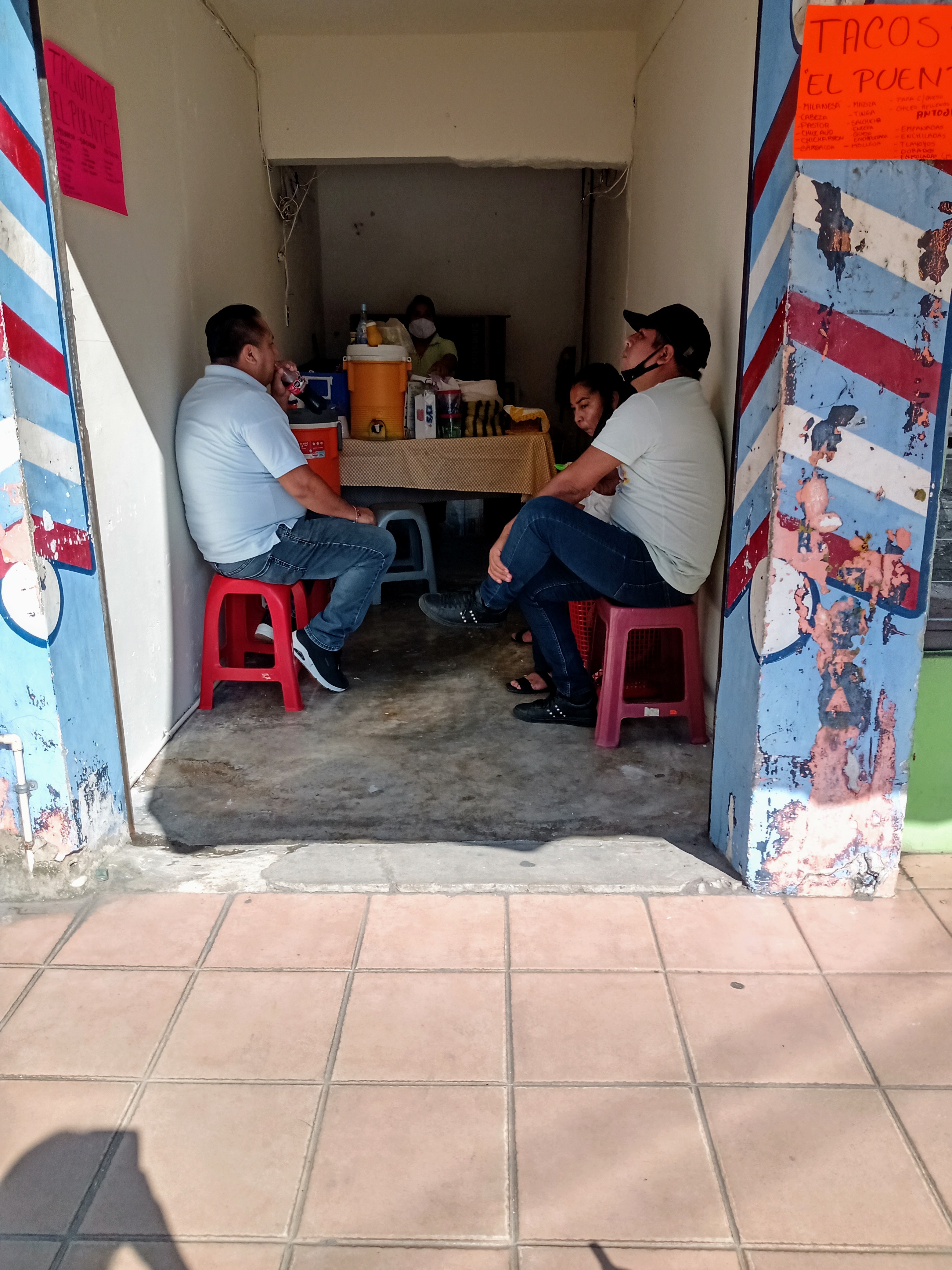 Tacos El Puente image 3