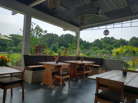 Surf City Cafeteria image 3