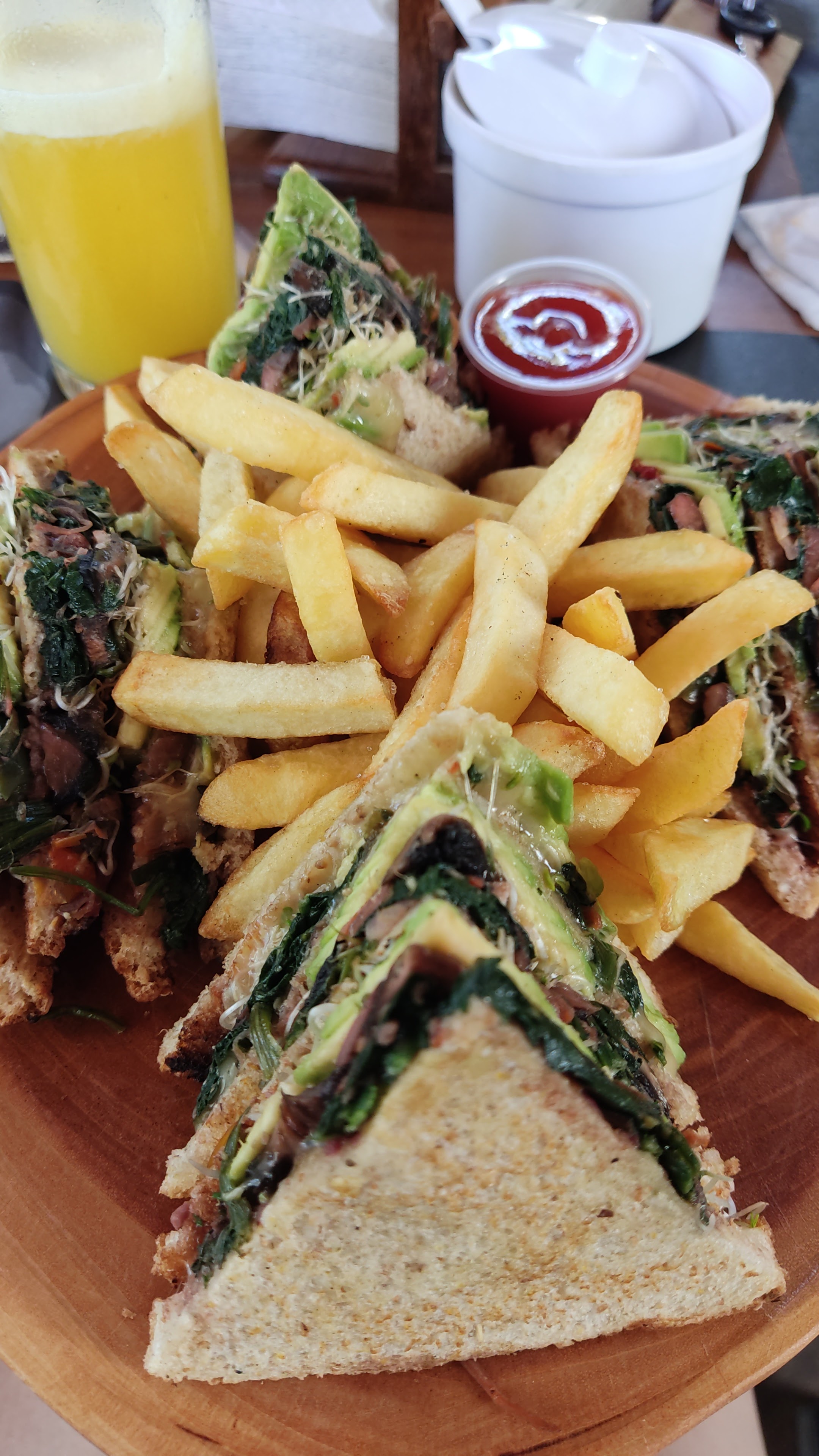 Bruxa - Restaurante image 10