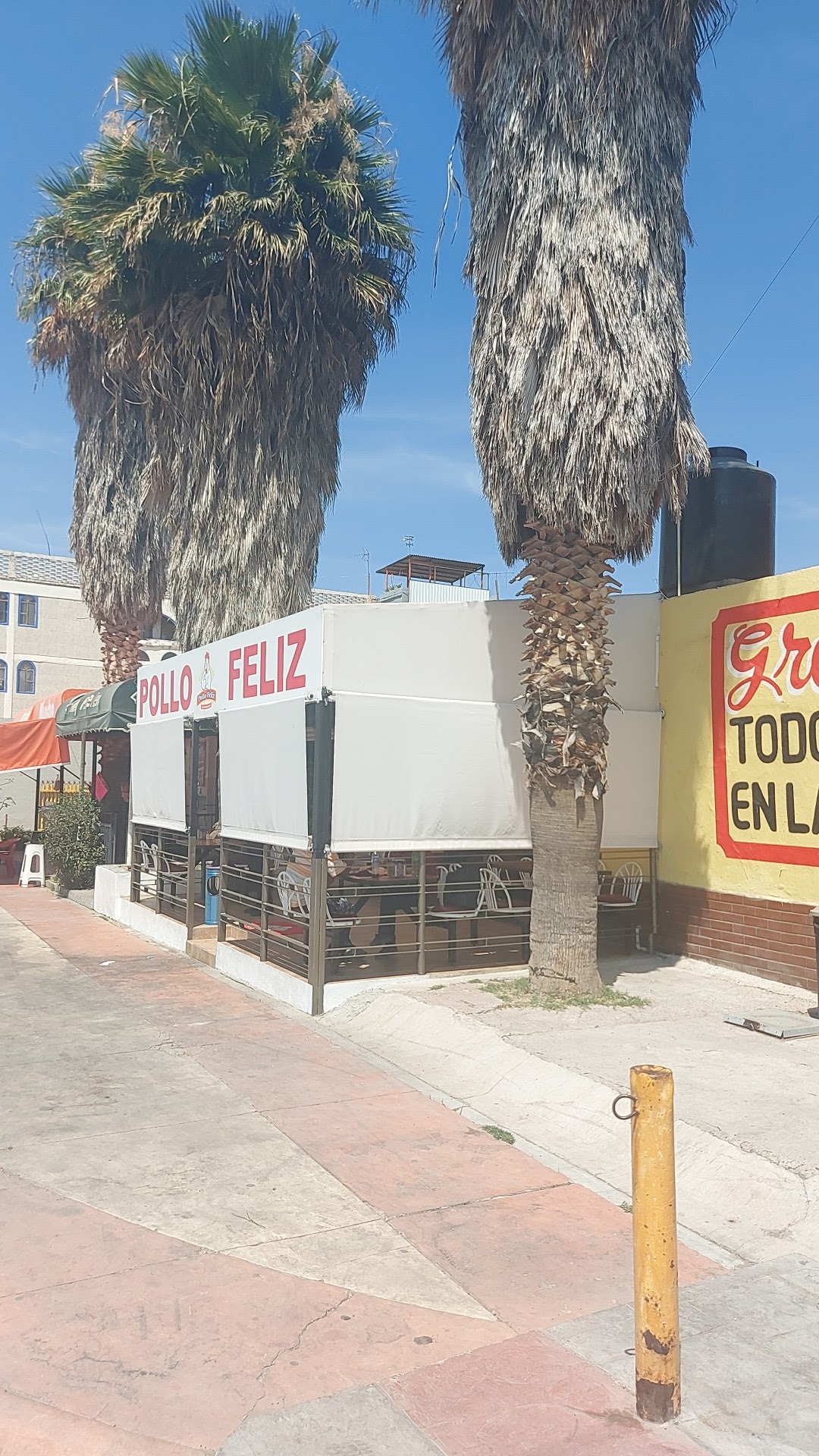 Restaurante Pollo Feliz Silao image 9