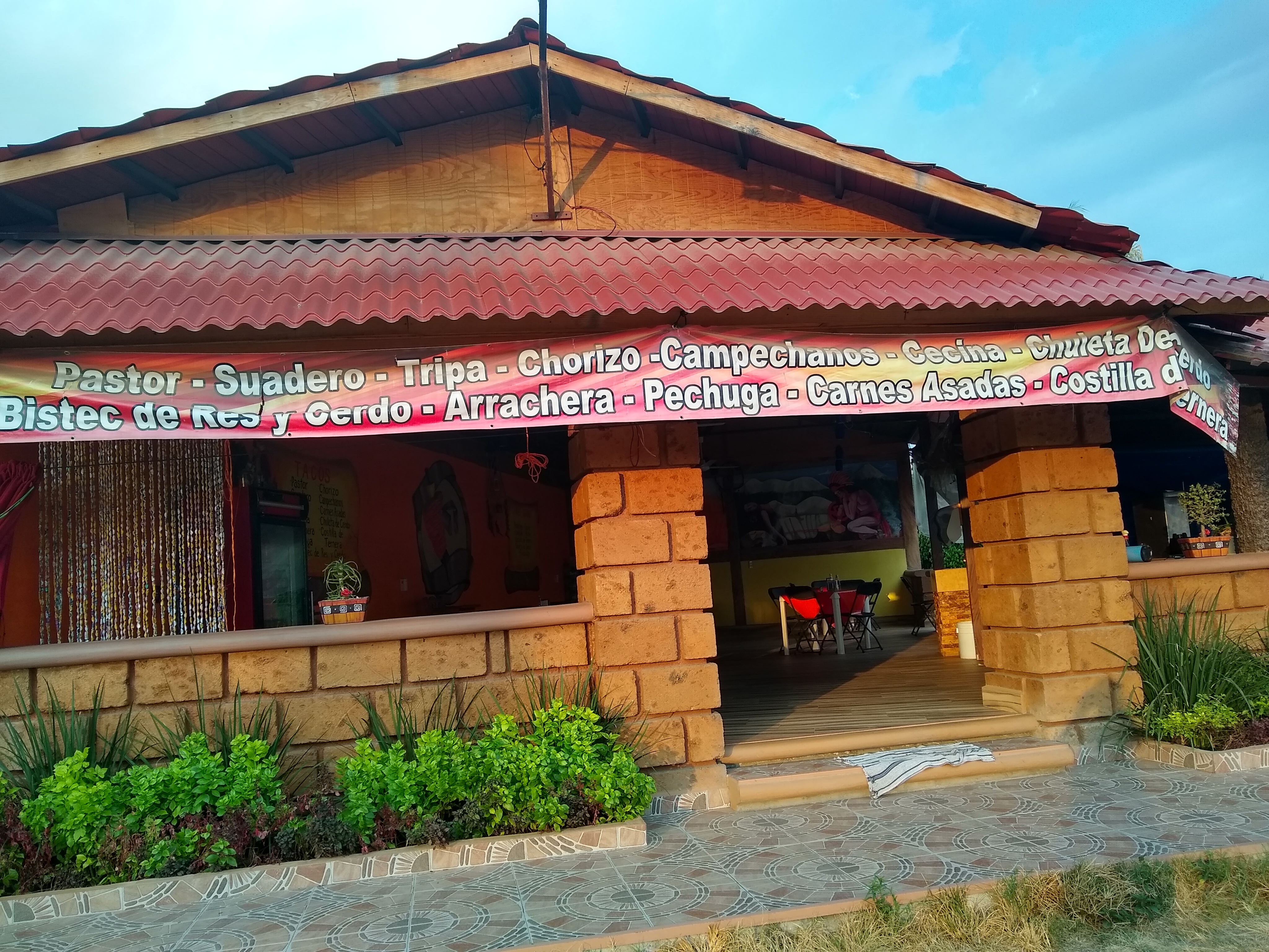 Taqueria "la cabaña" image 3