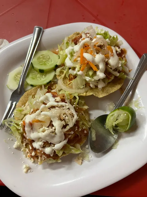 Cenaduría Lucy image 3