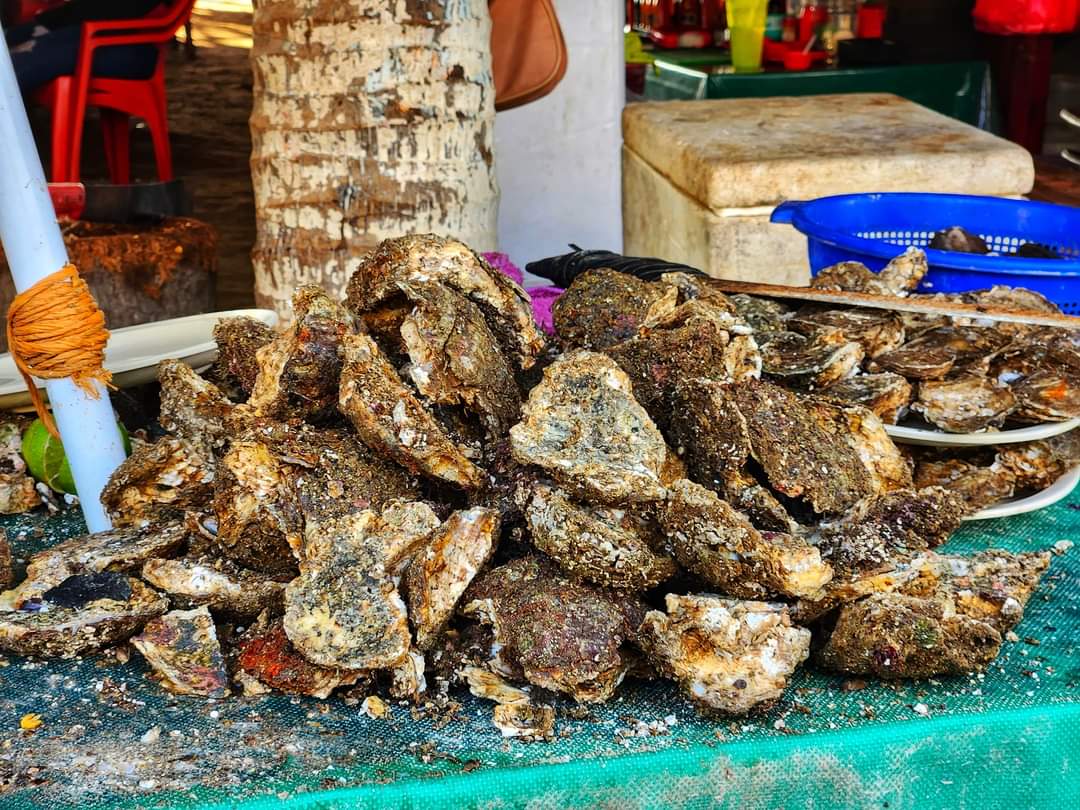 Mariscos y Ostiones Chalupa image 8