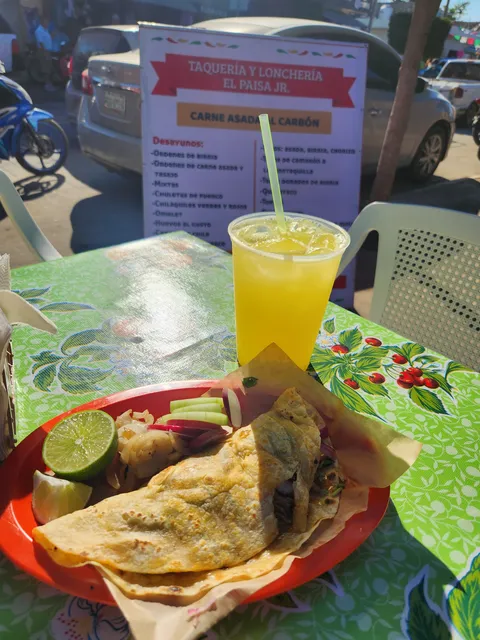 Taquería y lonchería El Paisa Jr. image 3