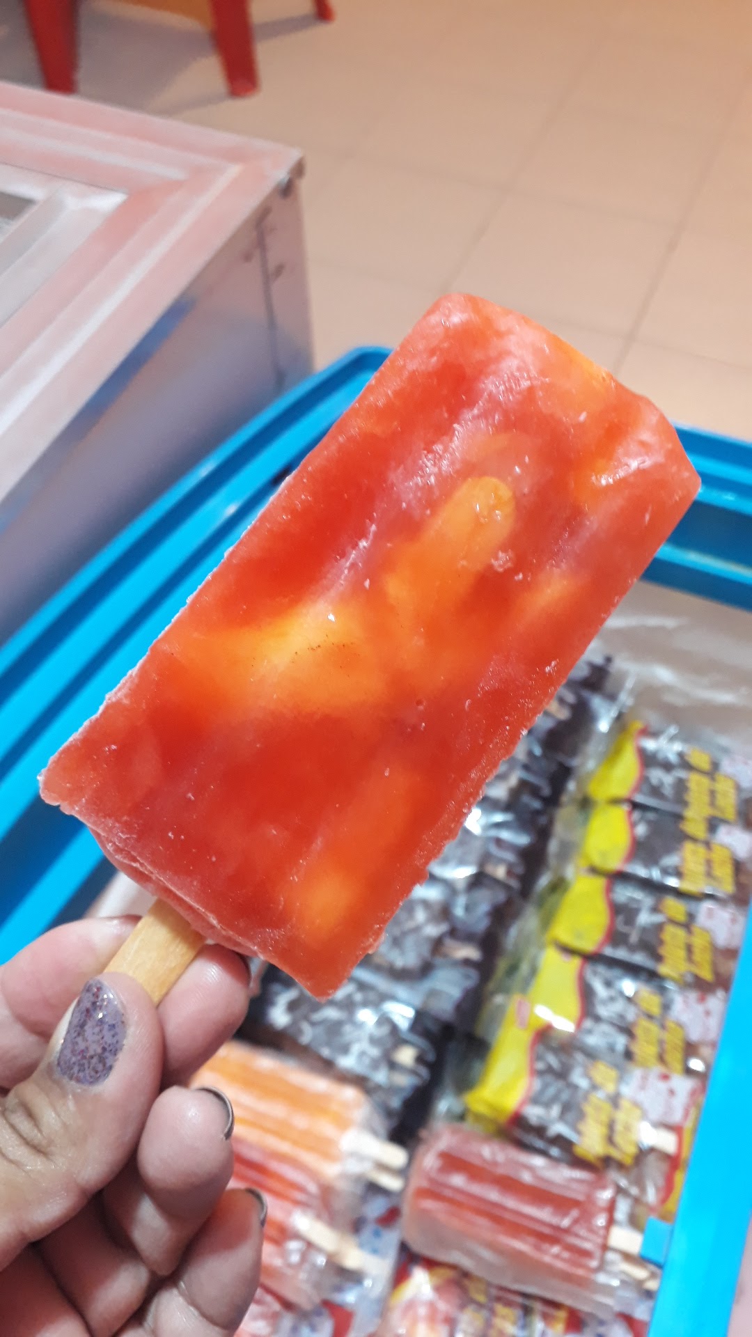 "HELADOS BURGOS" Y "POLLOS Y CARNES ASADAS PIOLIN" image 6