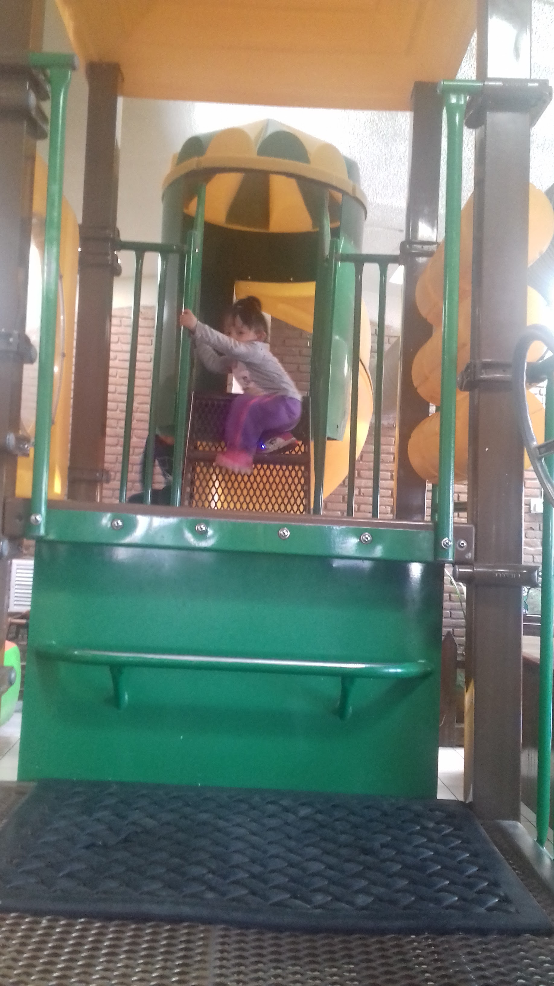 Pollo Feliz image 10