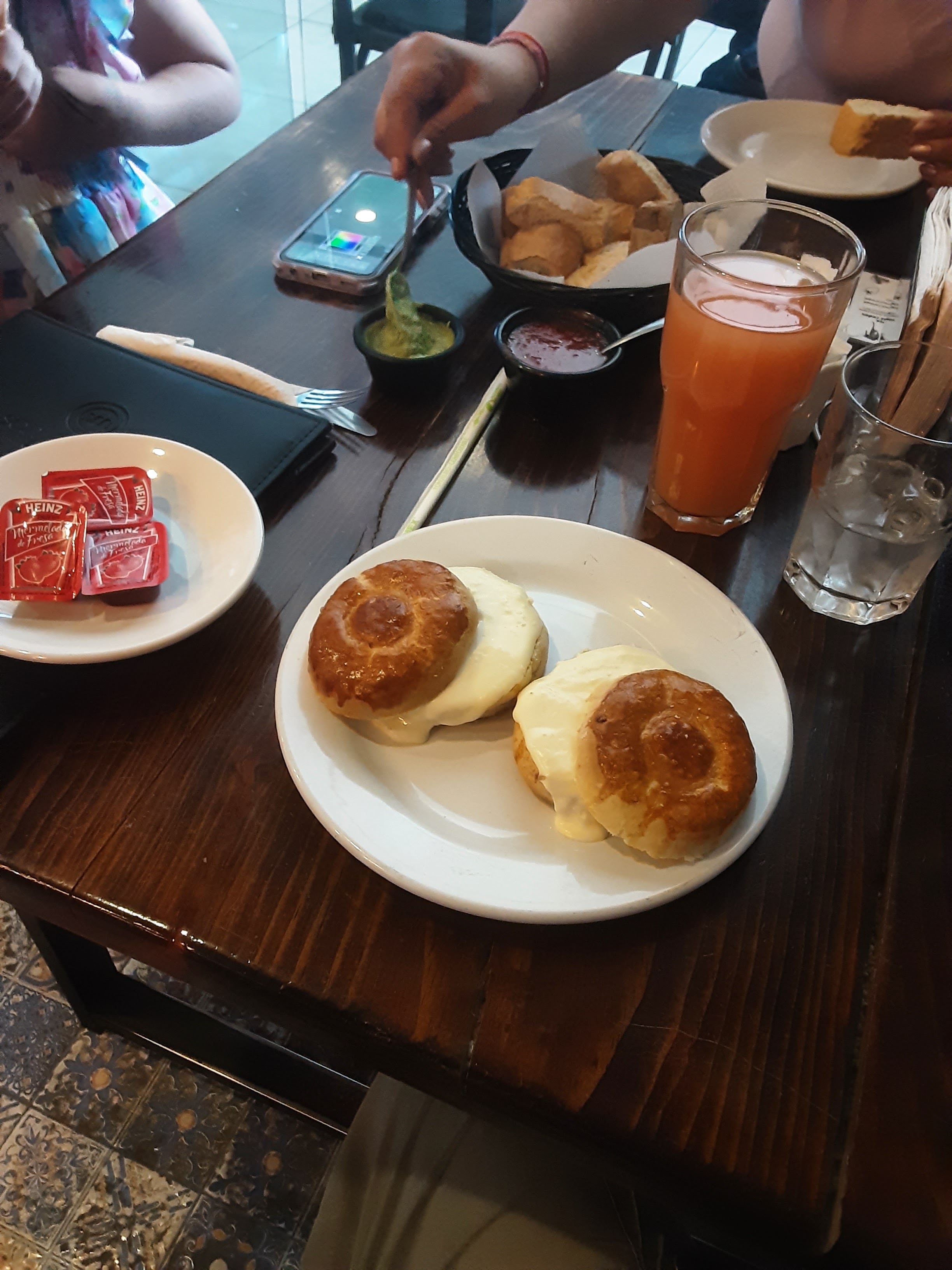 San Mateo Restaurante Estadio image 9