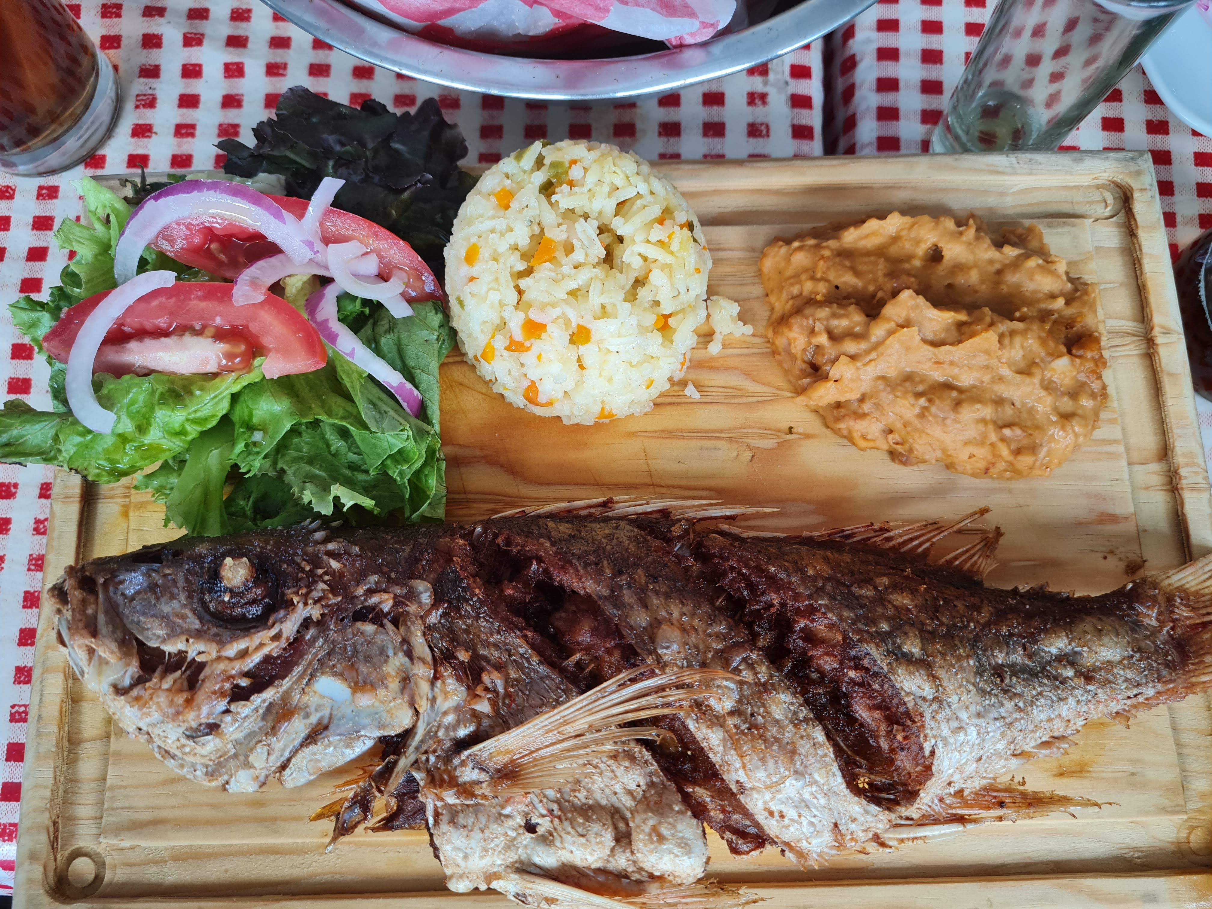 GURROLA Restaurant Bar ESTADIO image 2