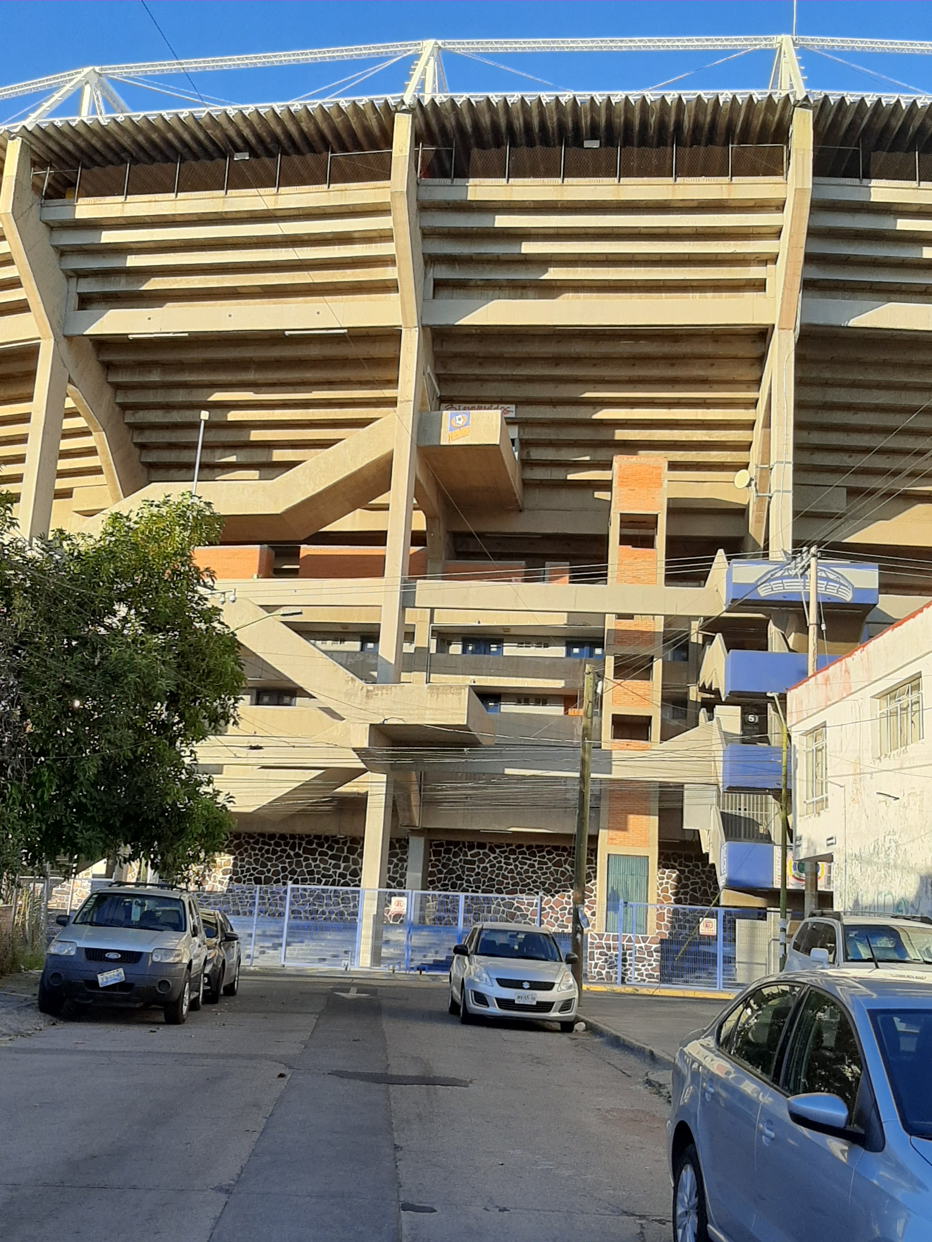 GURROLA Restaurant Bar ESTADIO image 3