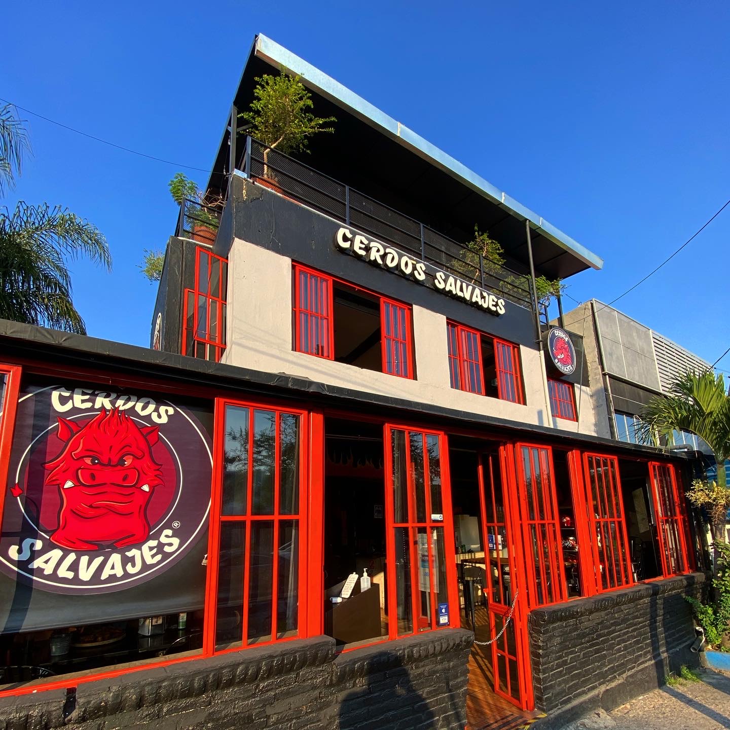 Restaurante Cerdos Salvajes Circunvalación image 1