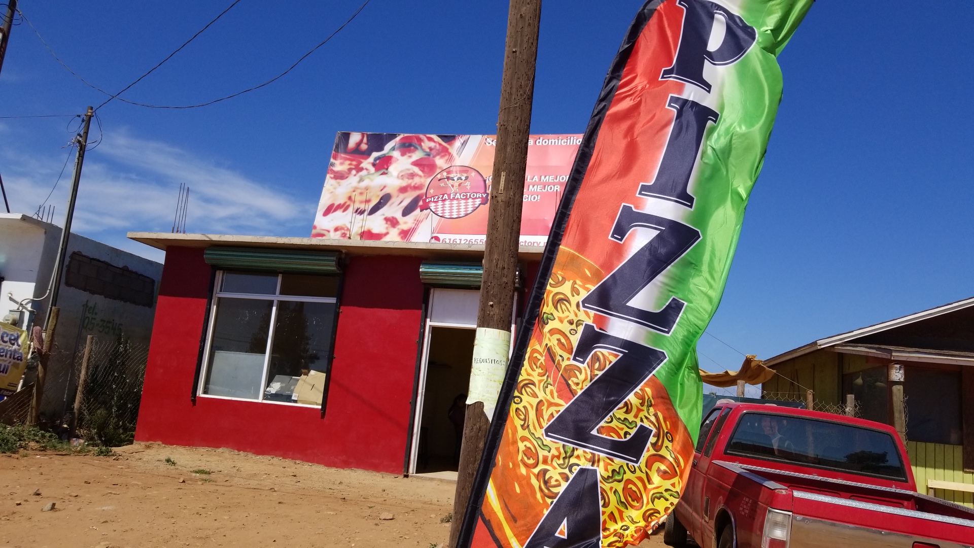 Pizzas Factory image 2