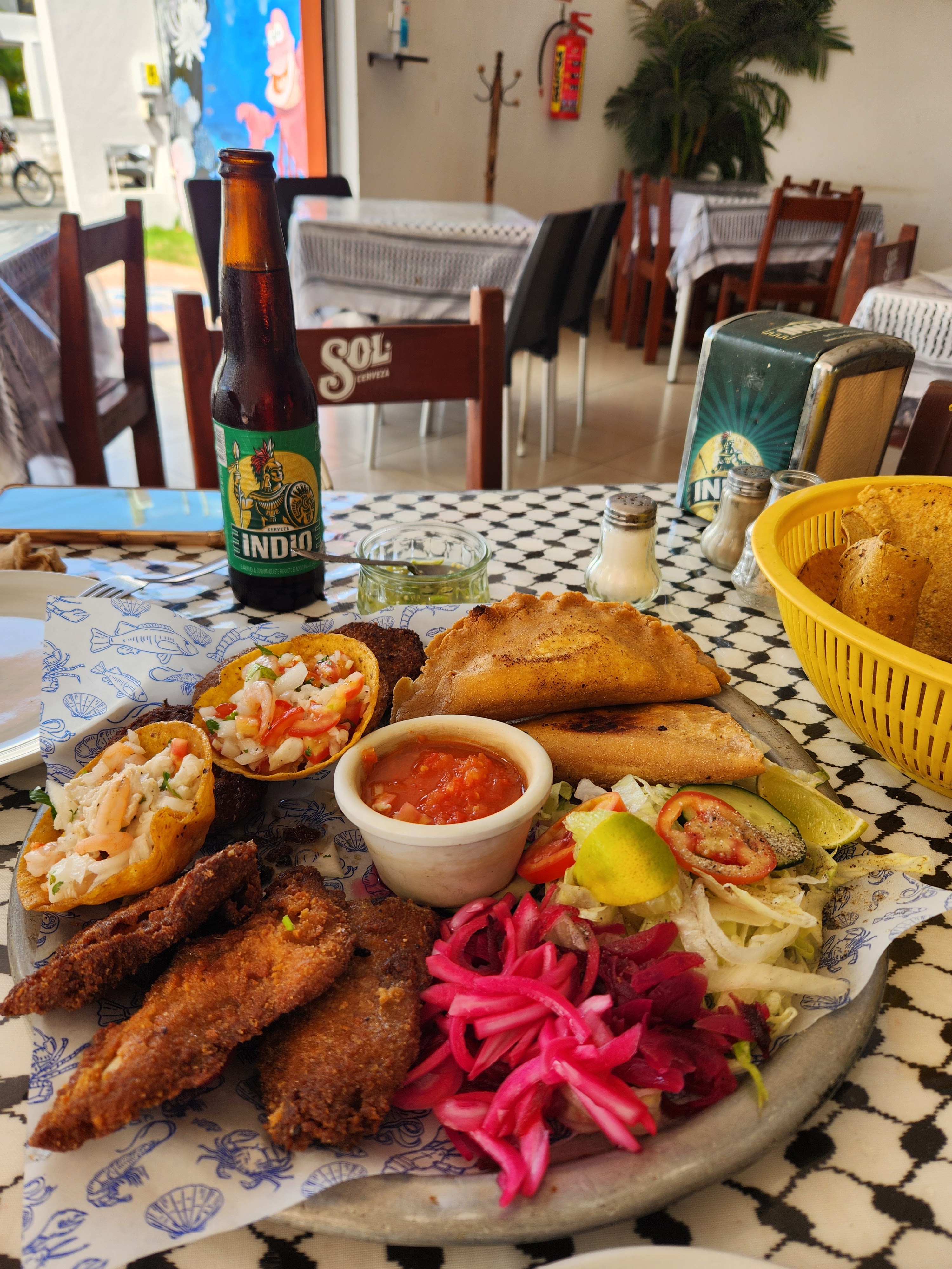 Seafood Restaurant El Timon De San Sebastian image 8