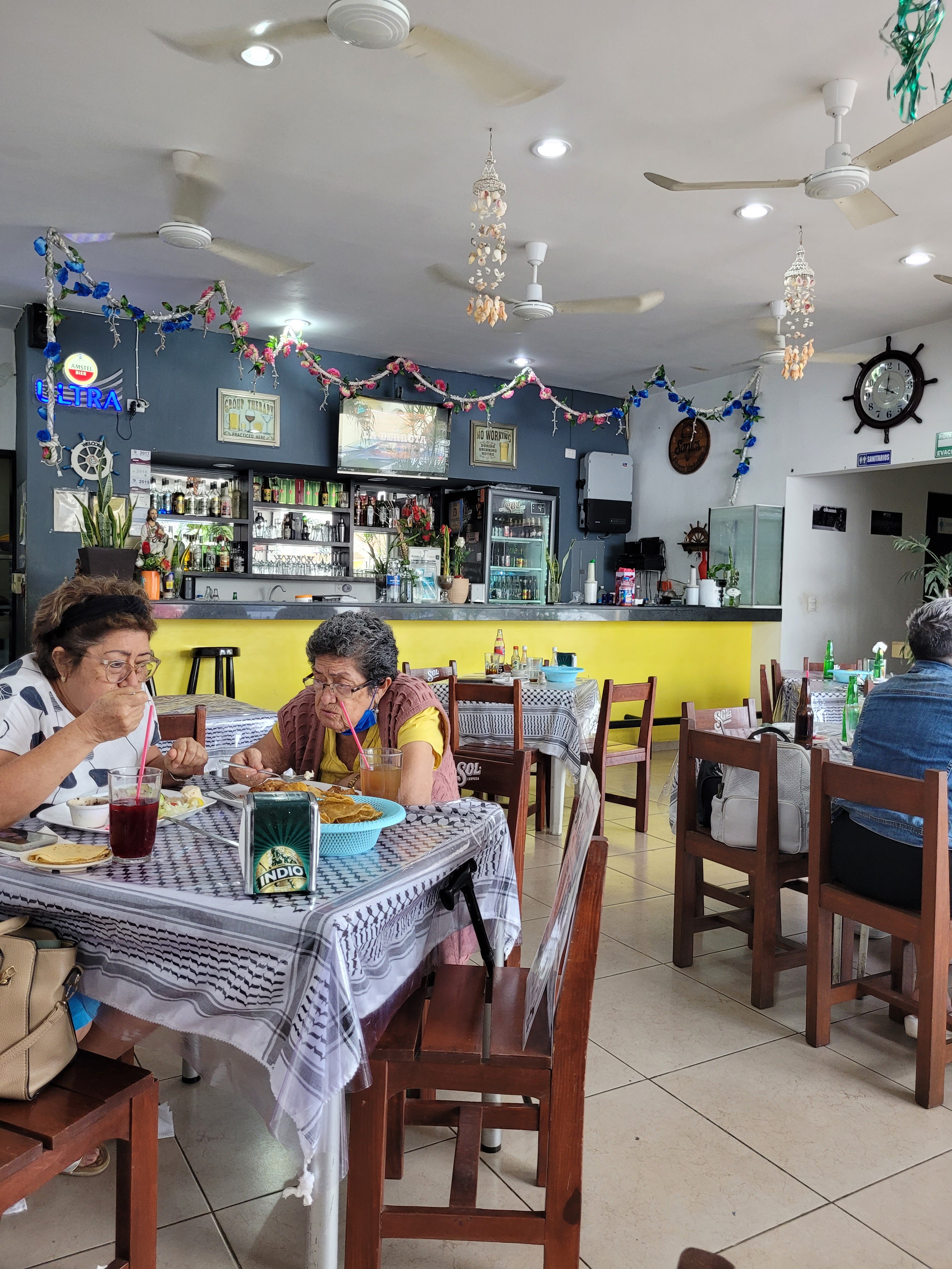 Seafood Restaurant El Timon De San Sebastian image 9