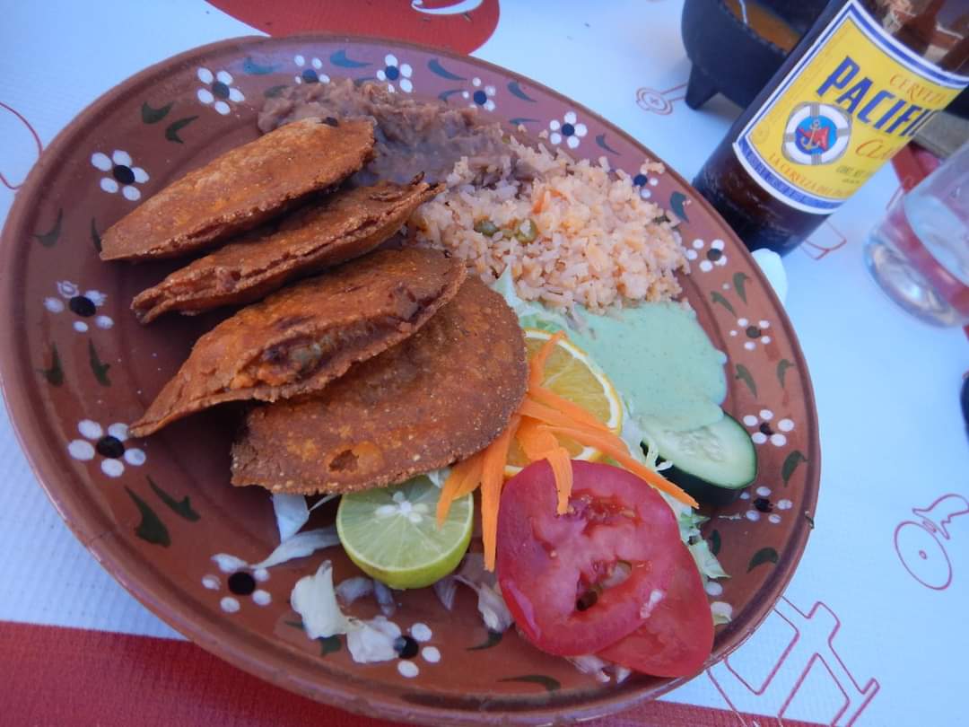 El Forastero image 2