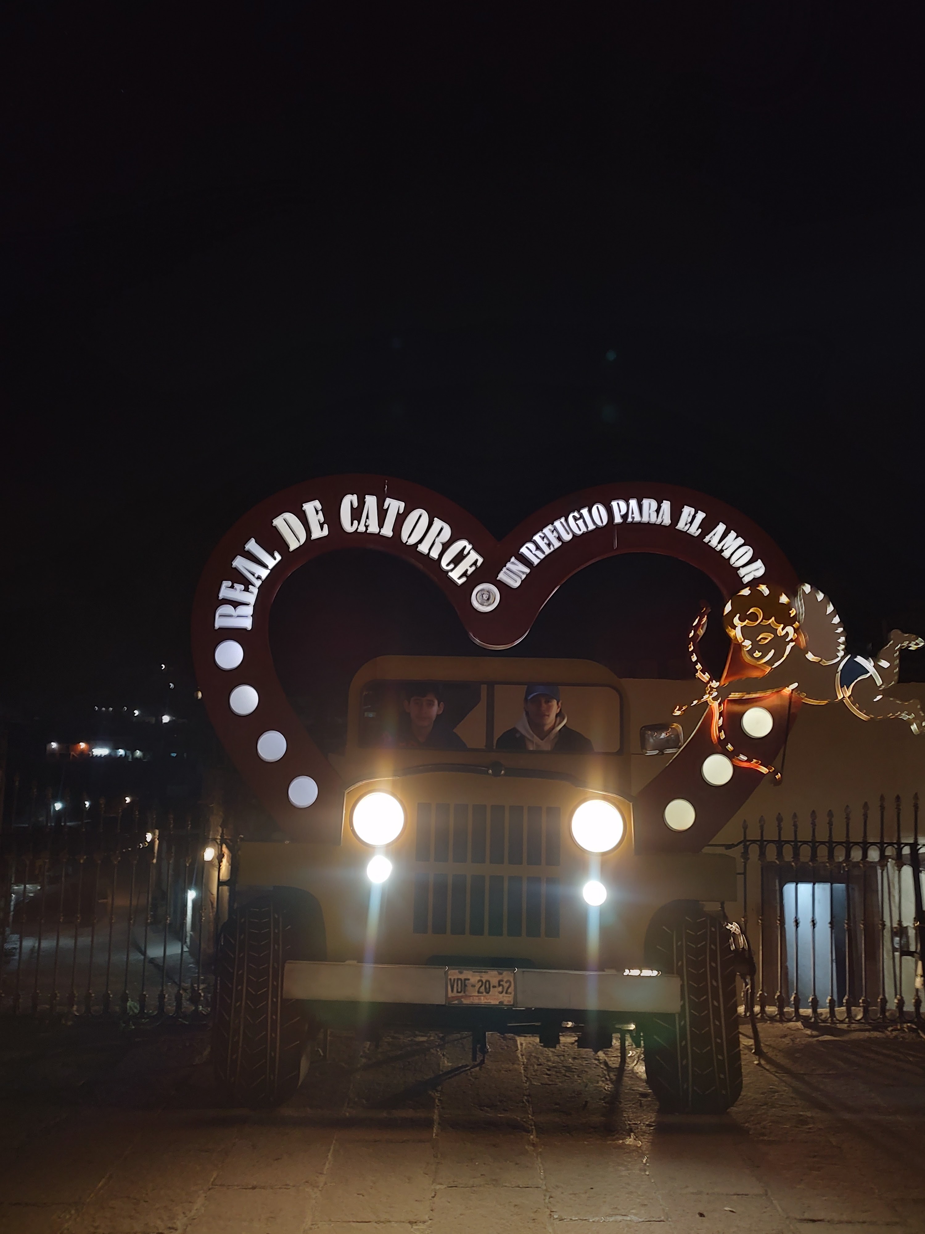 El Forastero image 9