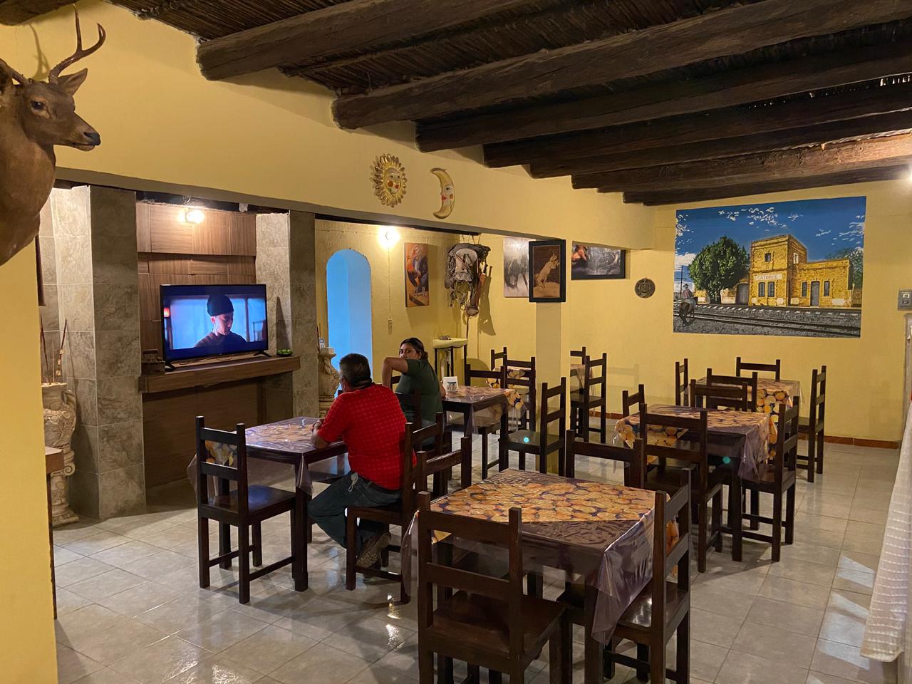 Cenaduria Lara image 1