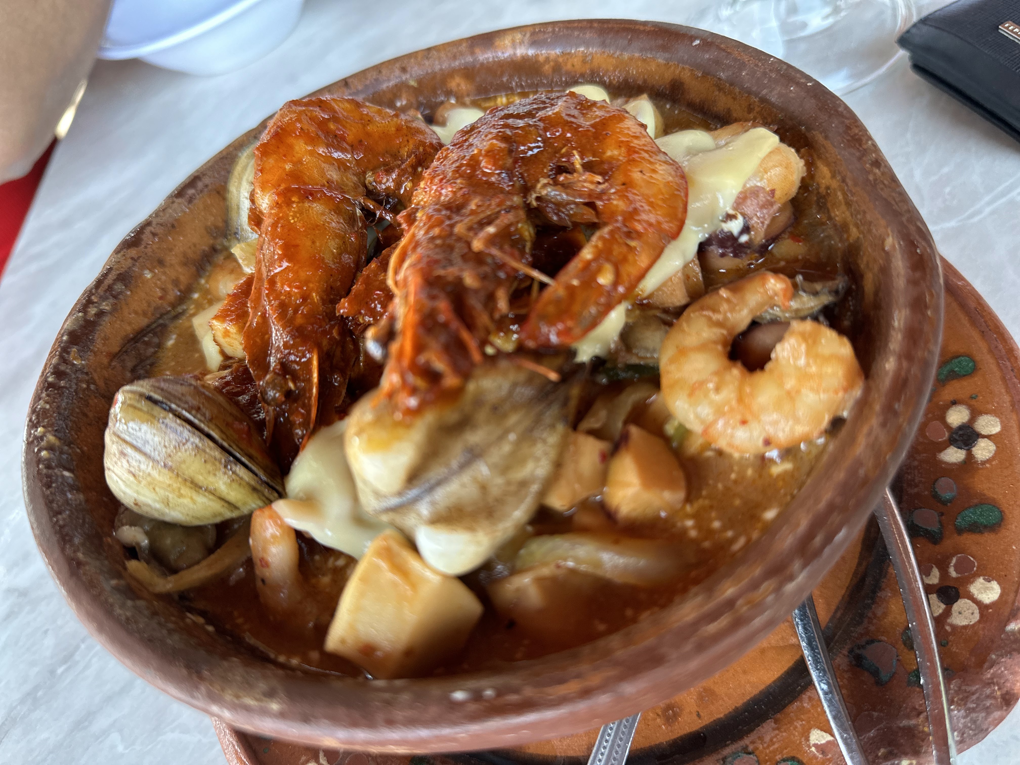 Los Delfines image 4