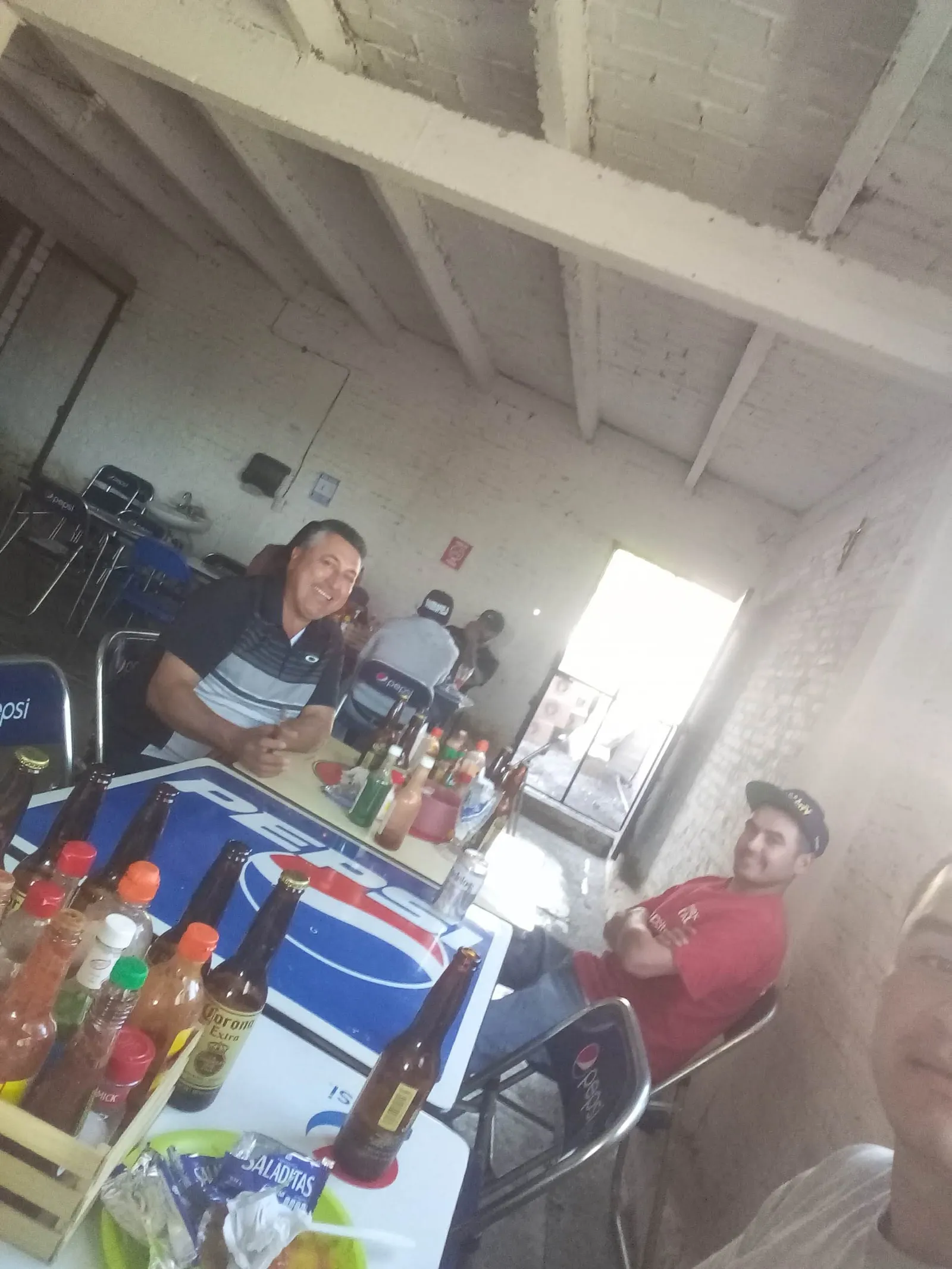 Mariscos El Tunel image 6