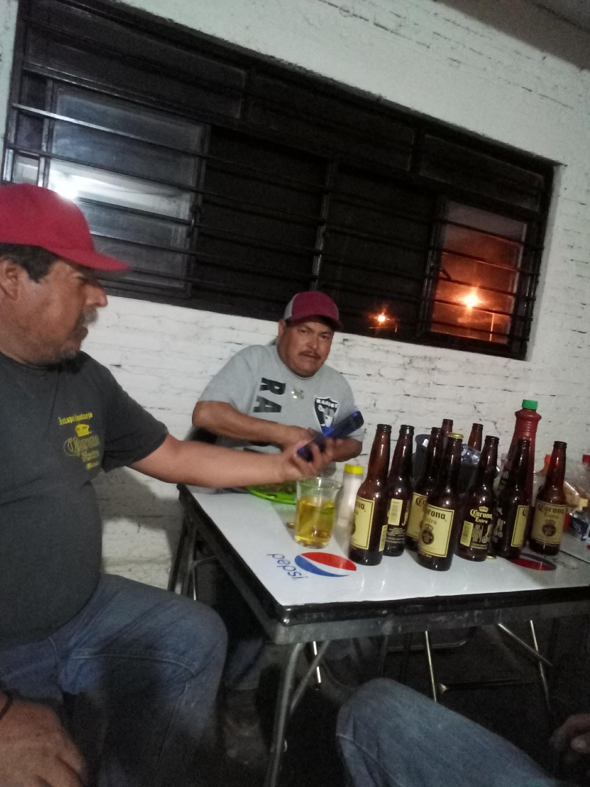 Mariscos El Tunel image 8