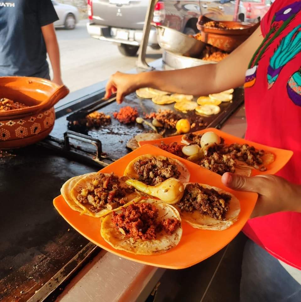 Cenaduría Emmanuel image 6