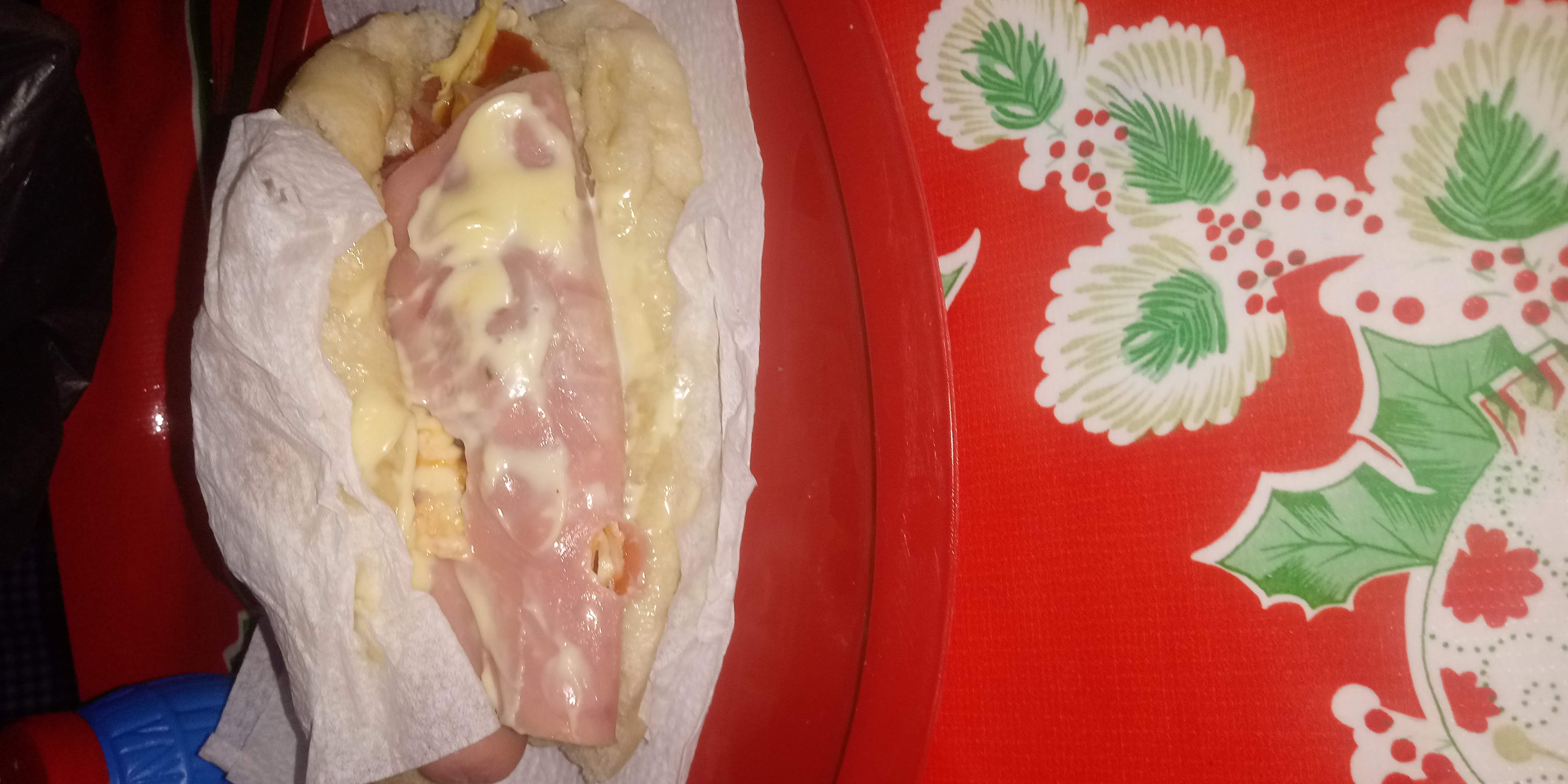 Tortas y hotdogs "Los hermanitos" image 2