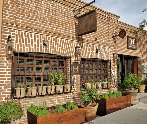 H Restaurant image 5