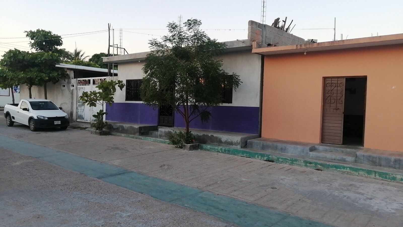La Casa Morada image 1