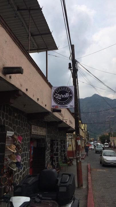 Pizzeria Zarate image 5