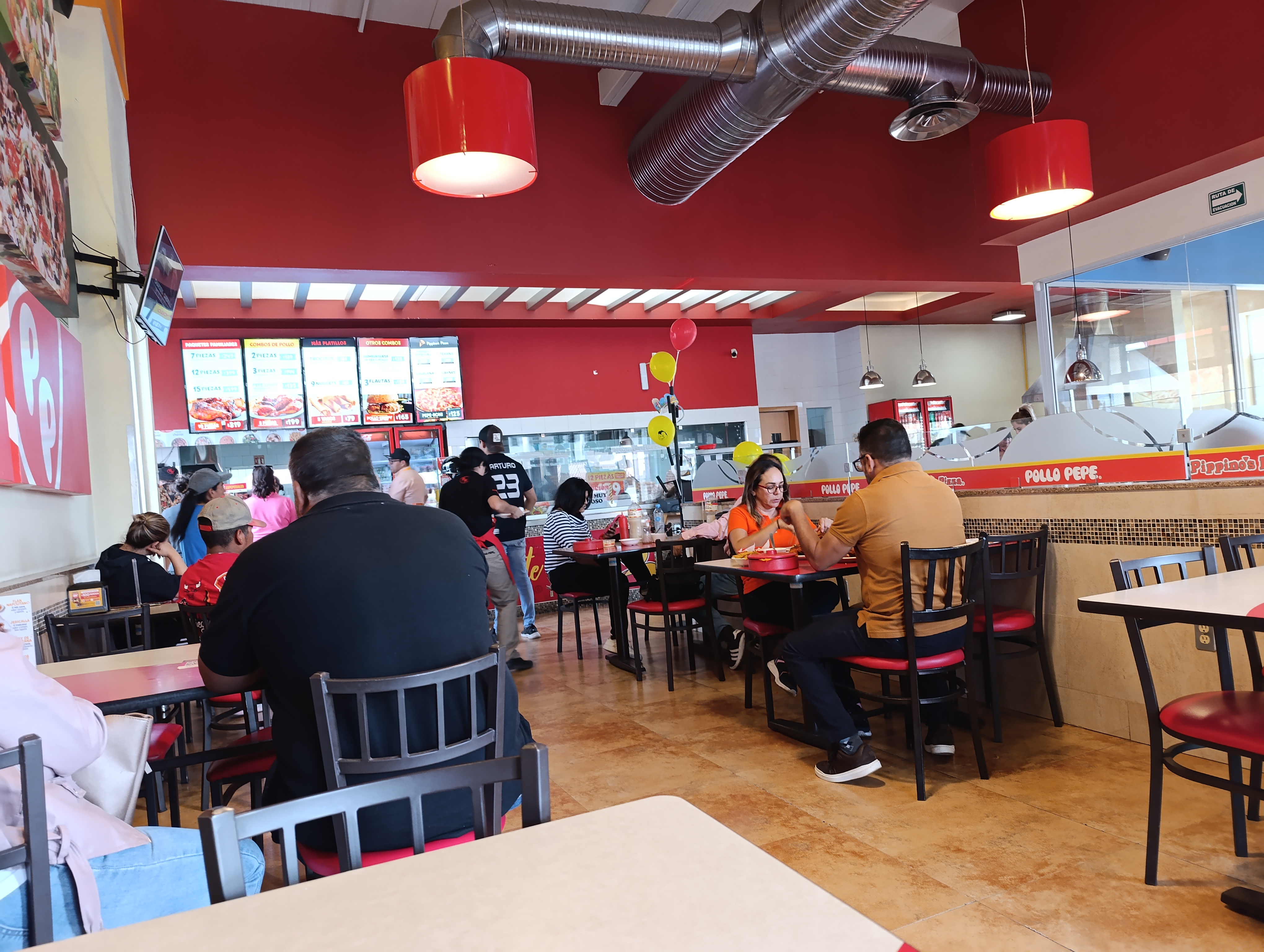 El Pollo Pepe image 3