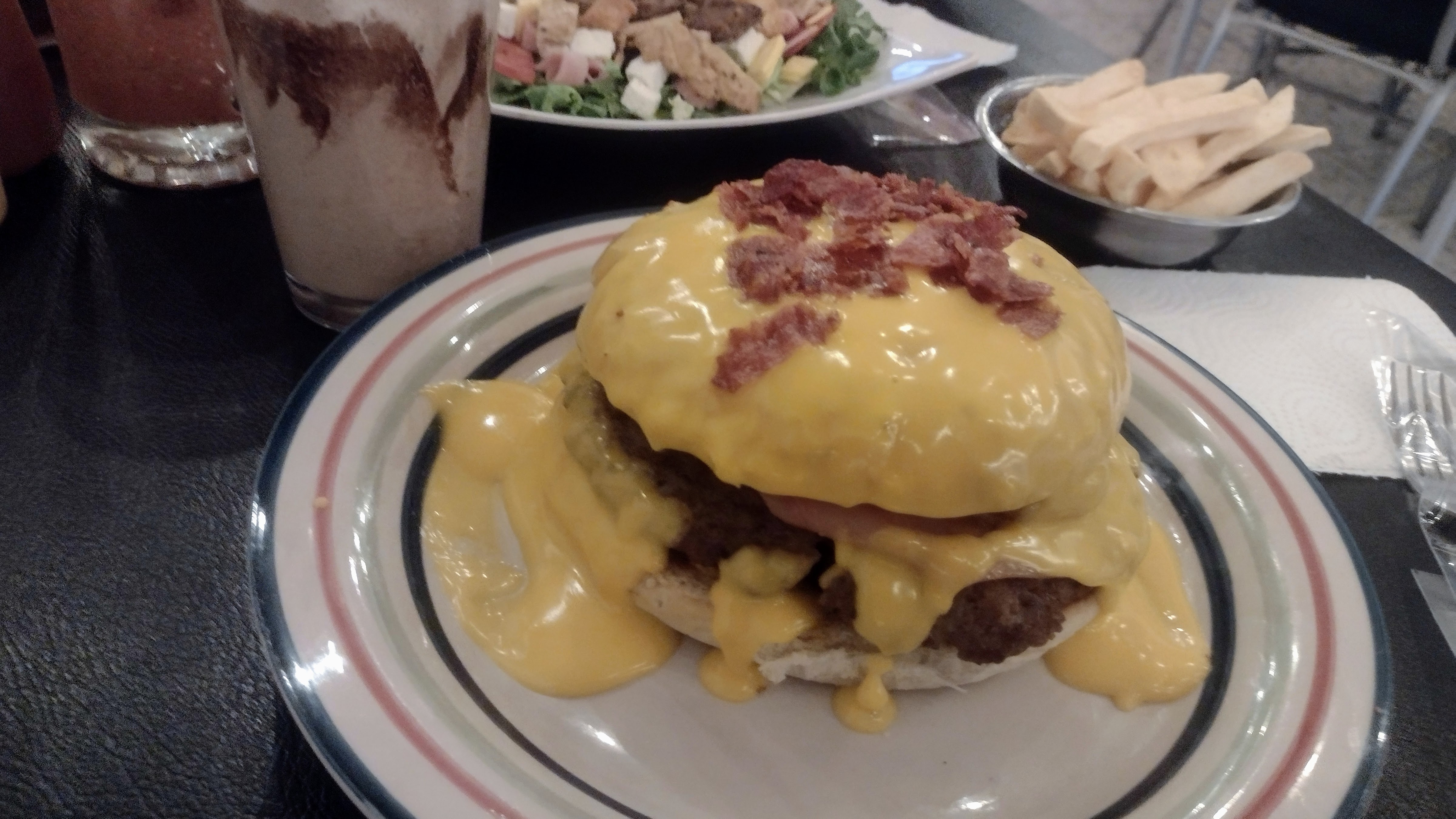 Supremo's Bistró & Café image 9