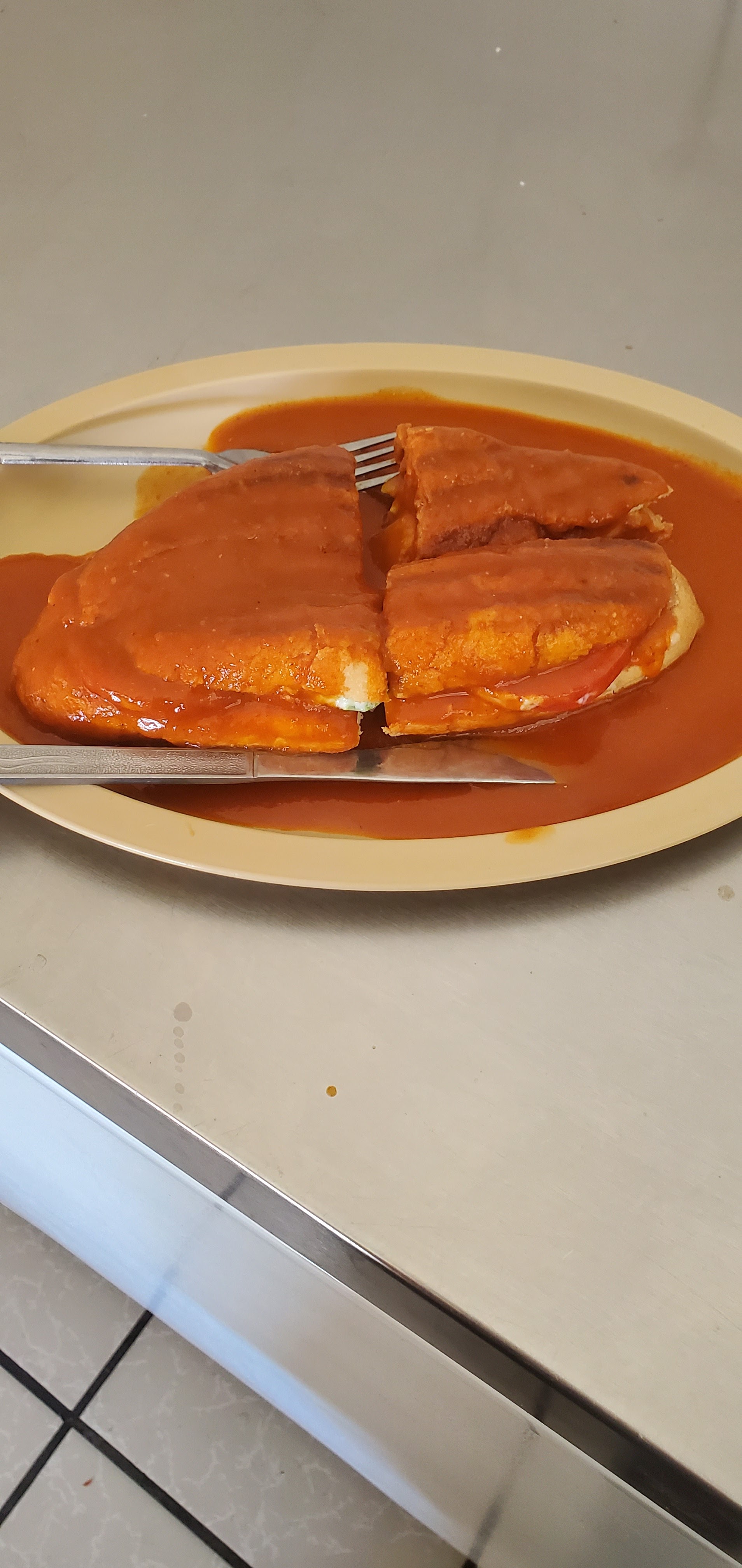 Loncheria El Jardin image 8