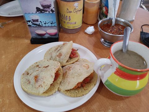 Birria y Guisados Don Cipriano image 8