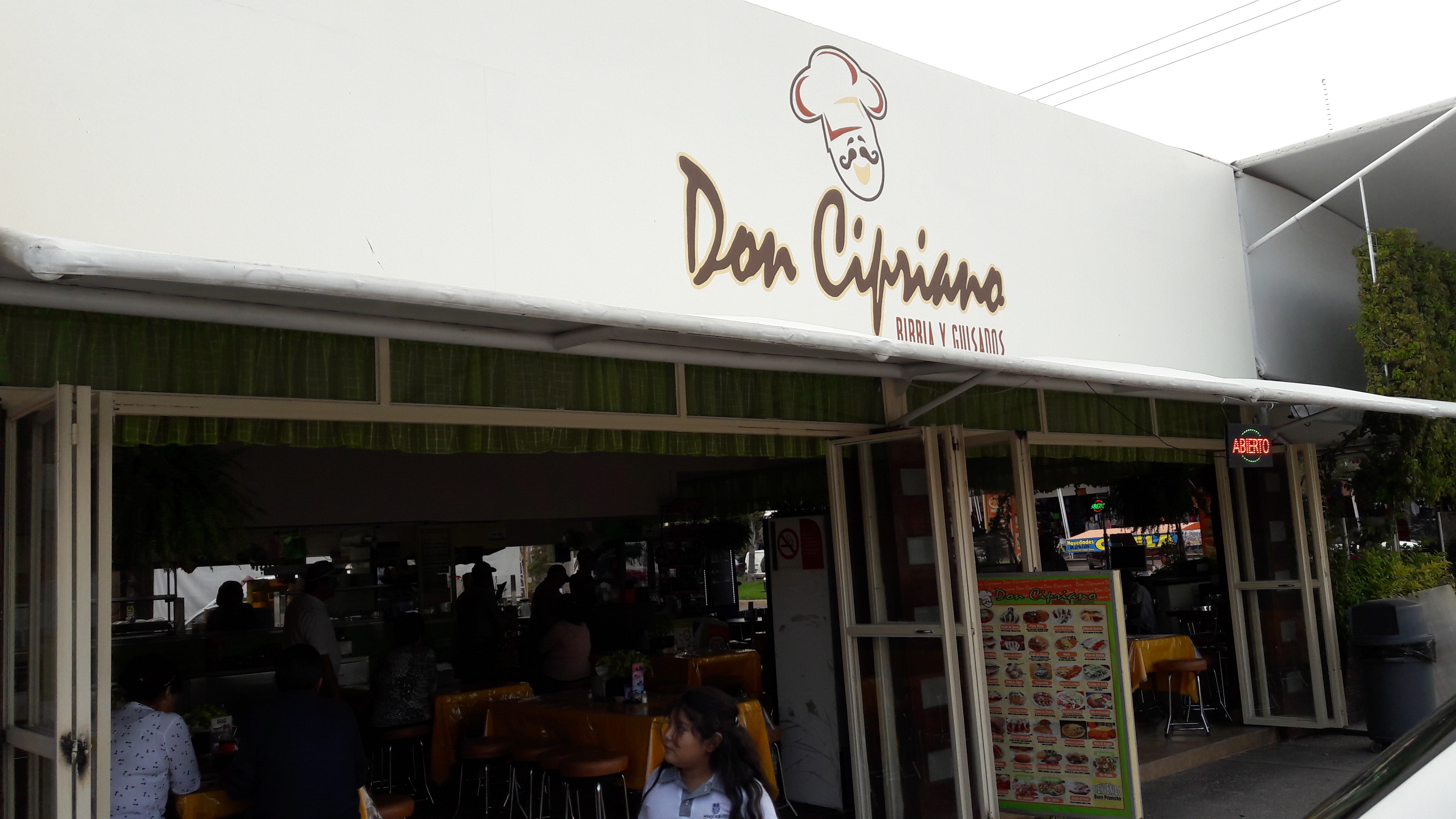 Birria y Guisados Don Cipriano image 9