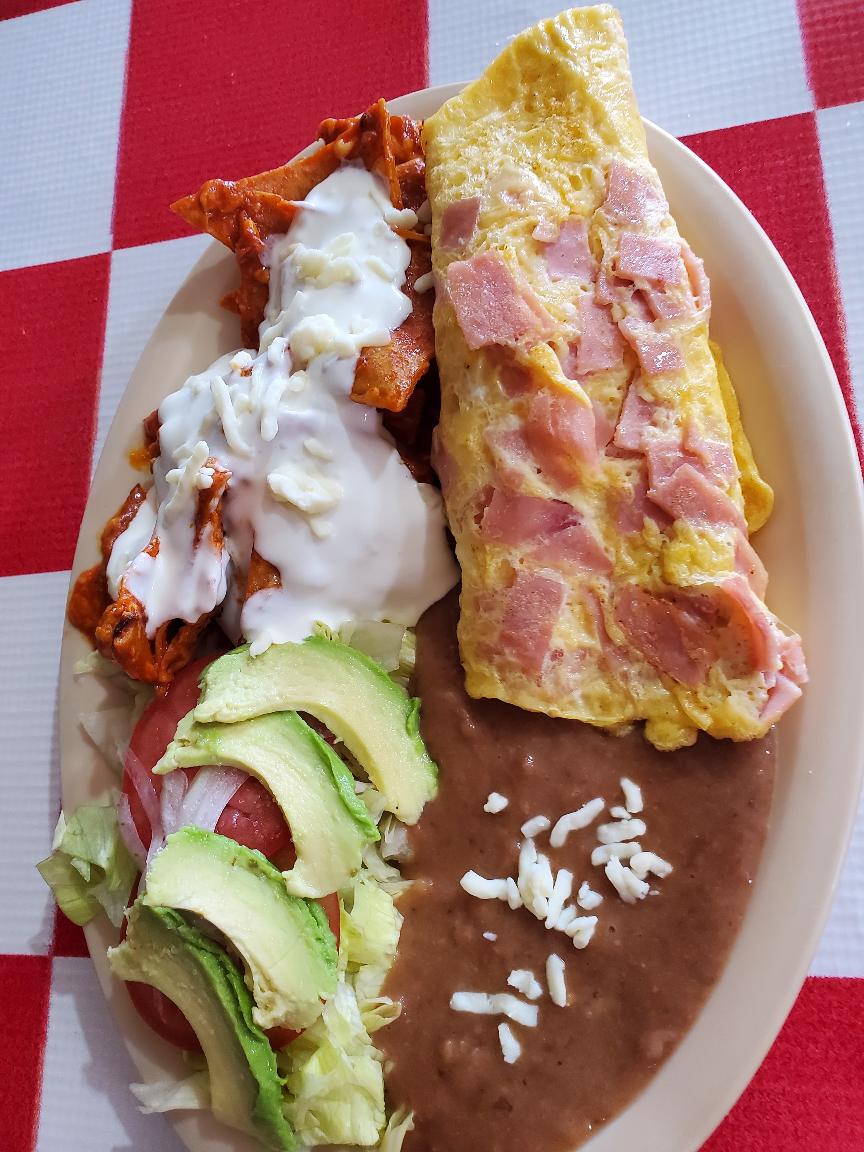 LONCHERIA CARLOS JR image 5