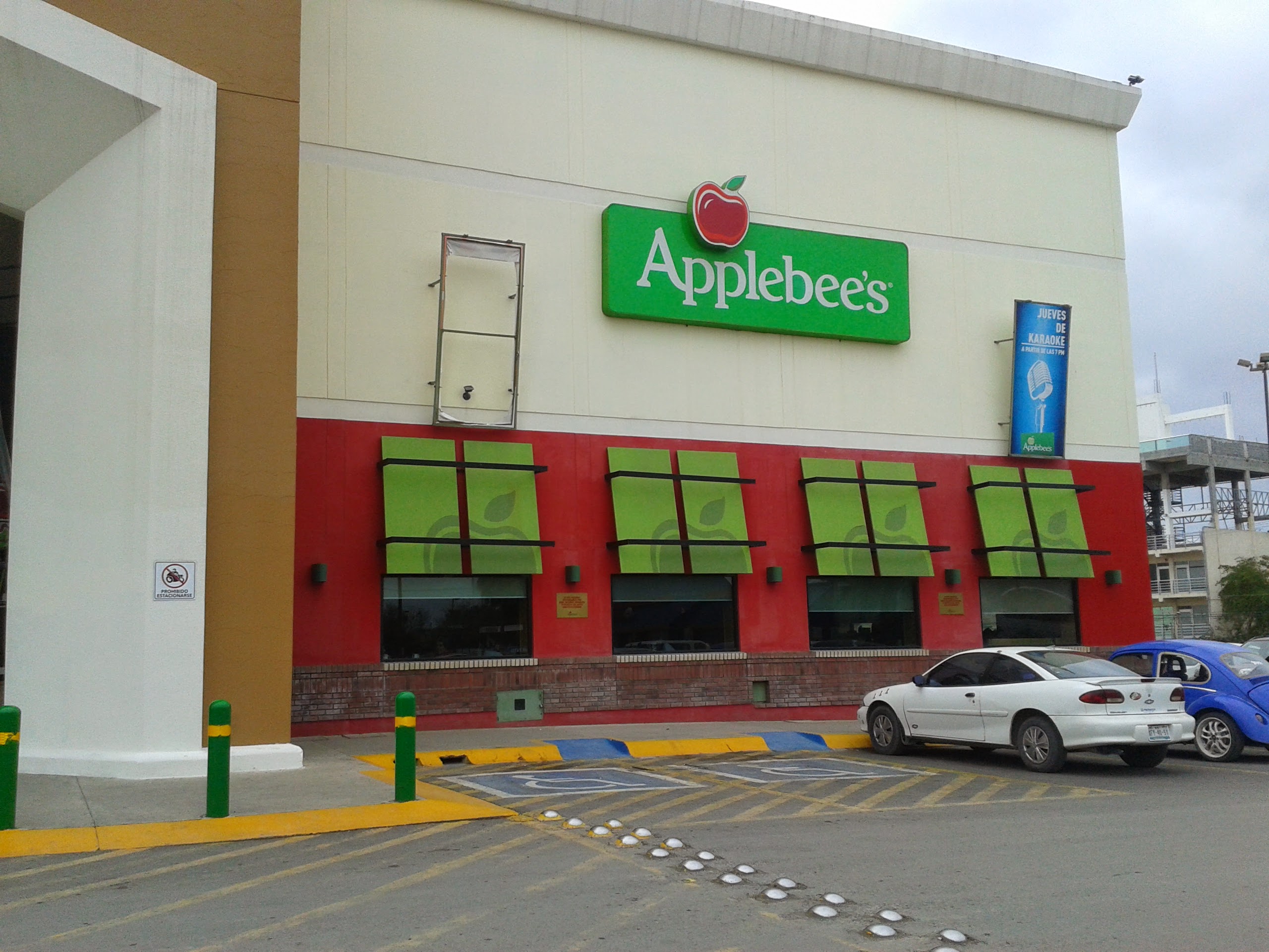 Applebee's image 1