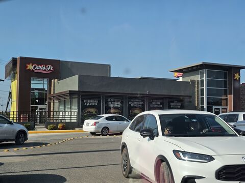 CARL''S JR. image 7