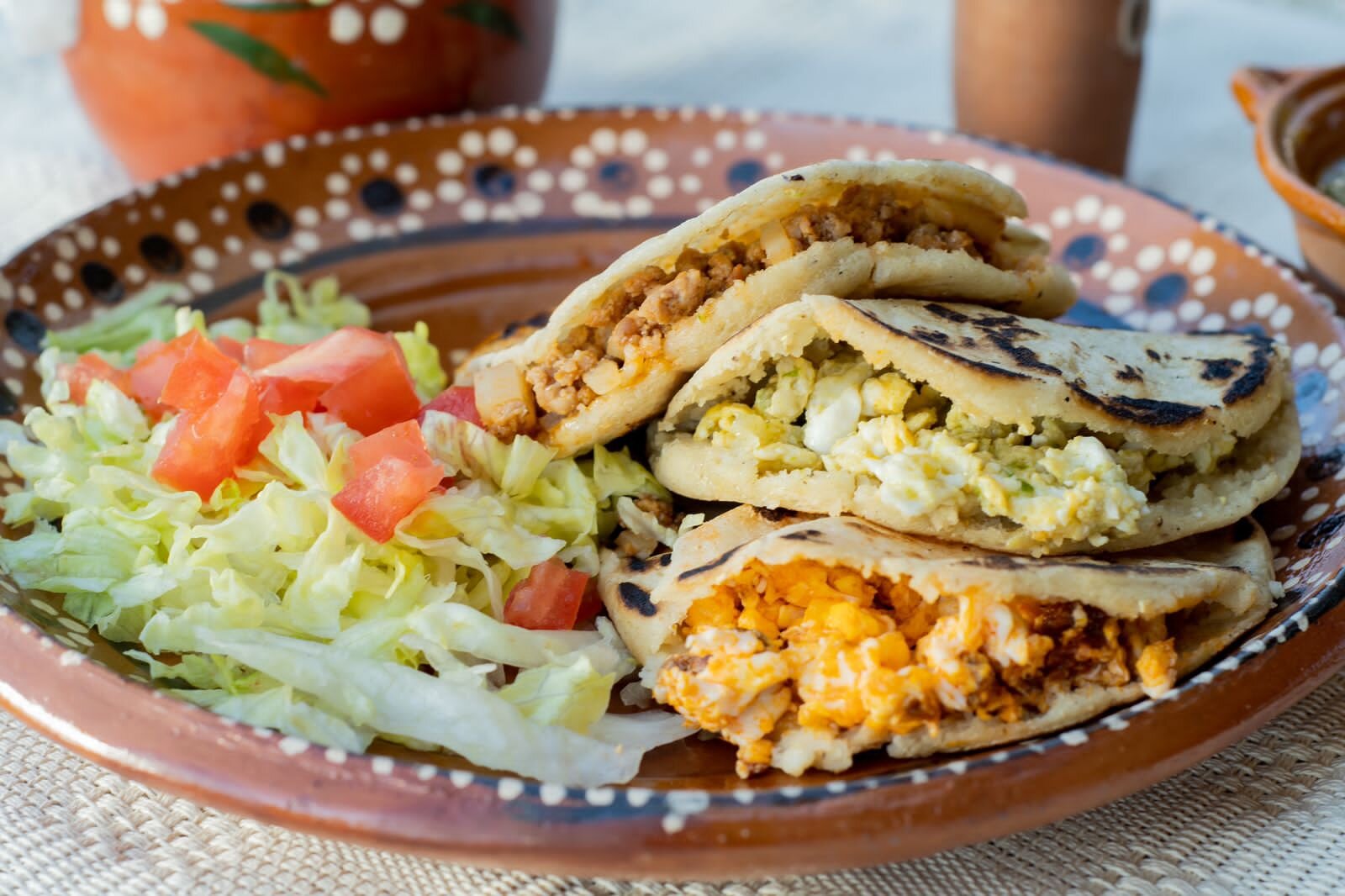 Los 3 Reyes cocina mexicana image 1