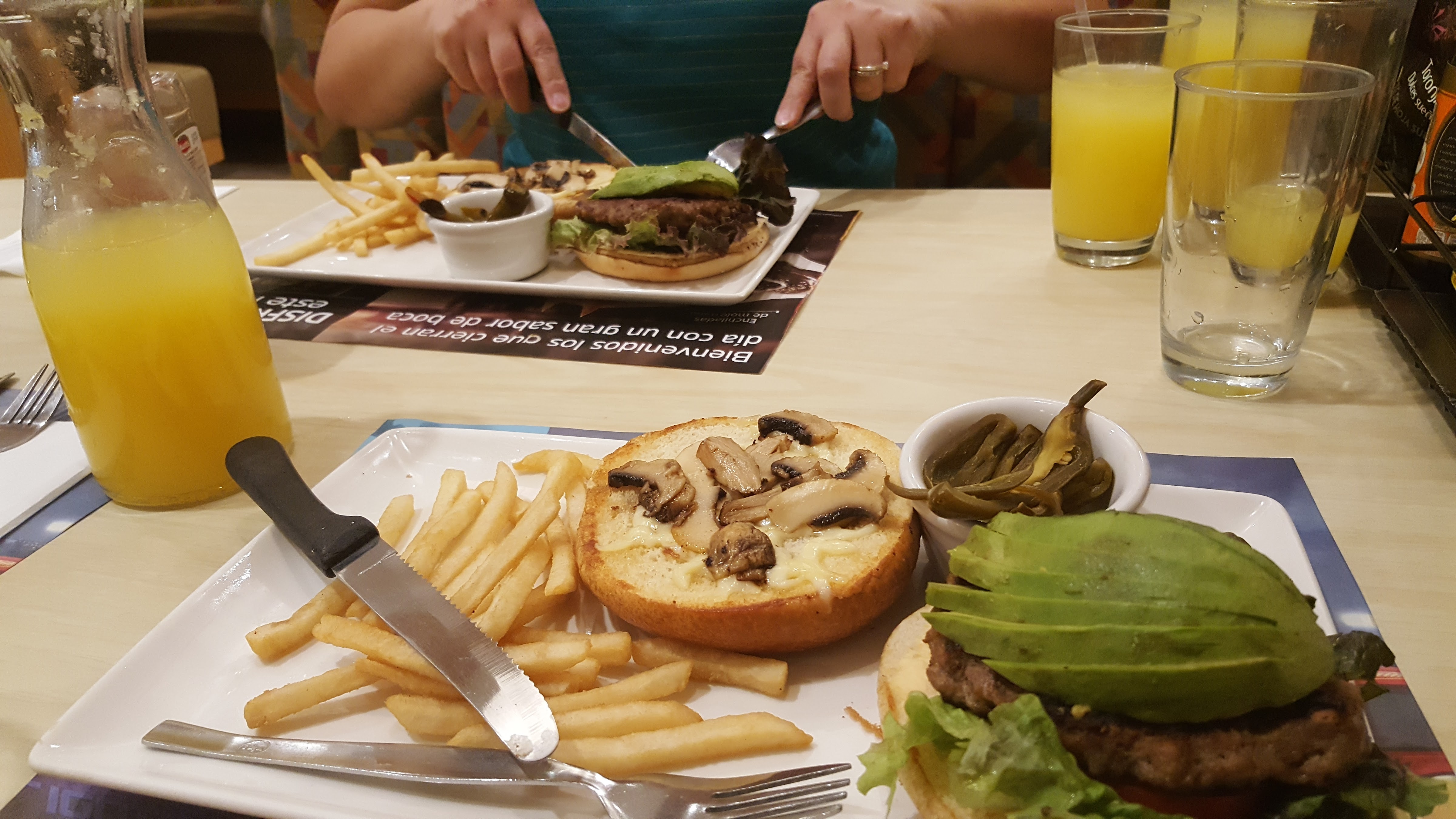 Vips Las Adelitas image 2