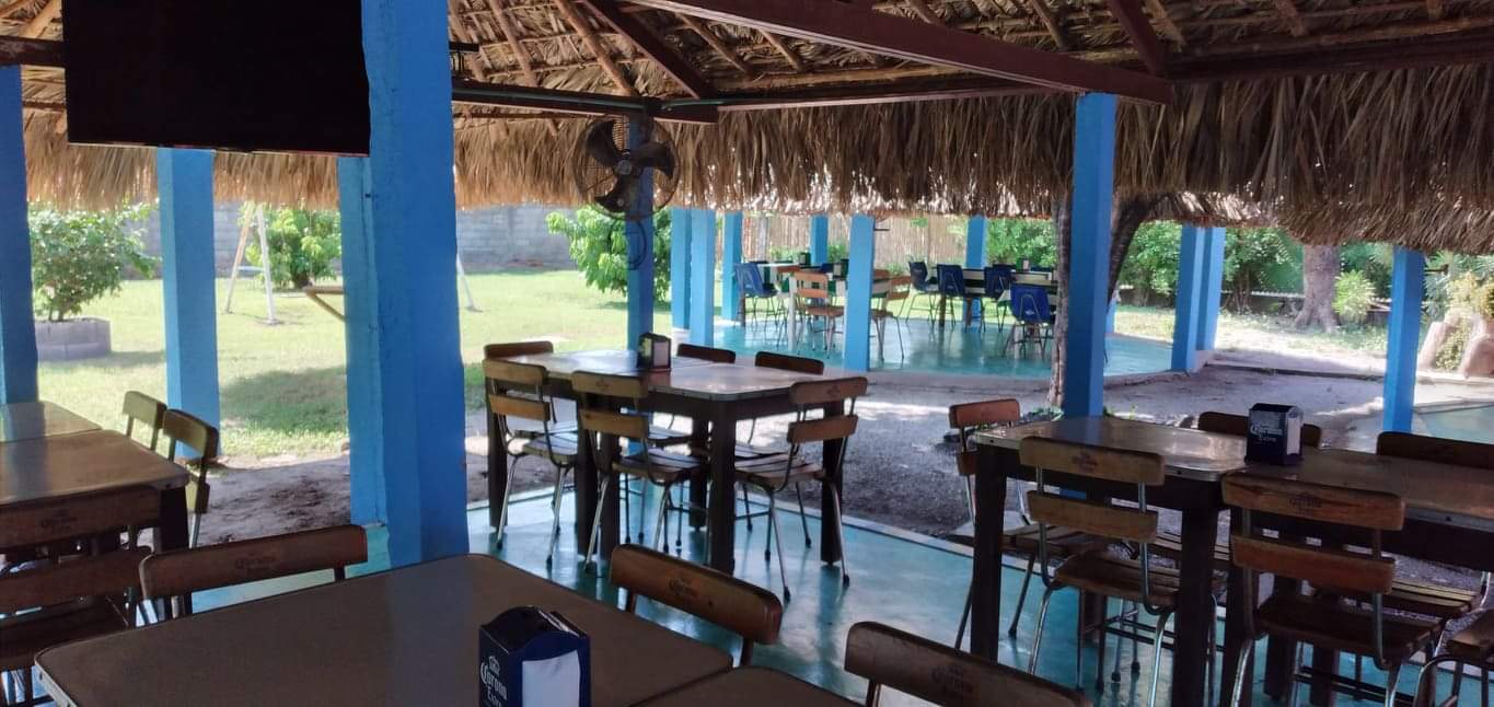 Restaurante de mariscos el bohio image 1