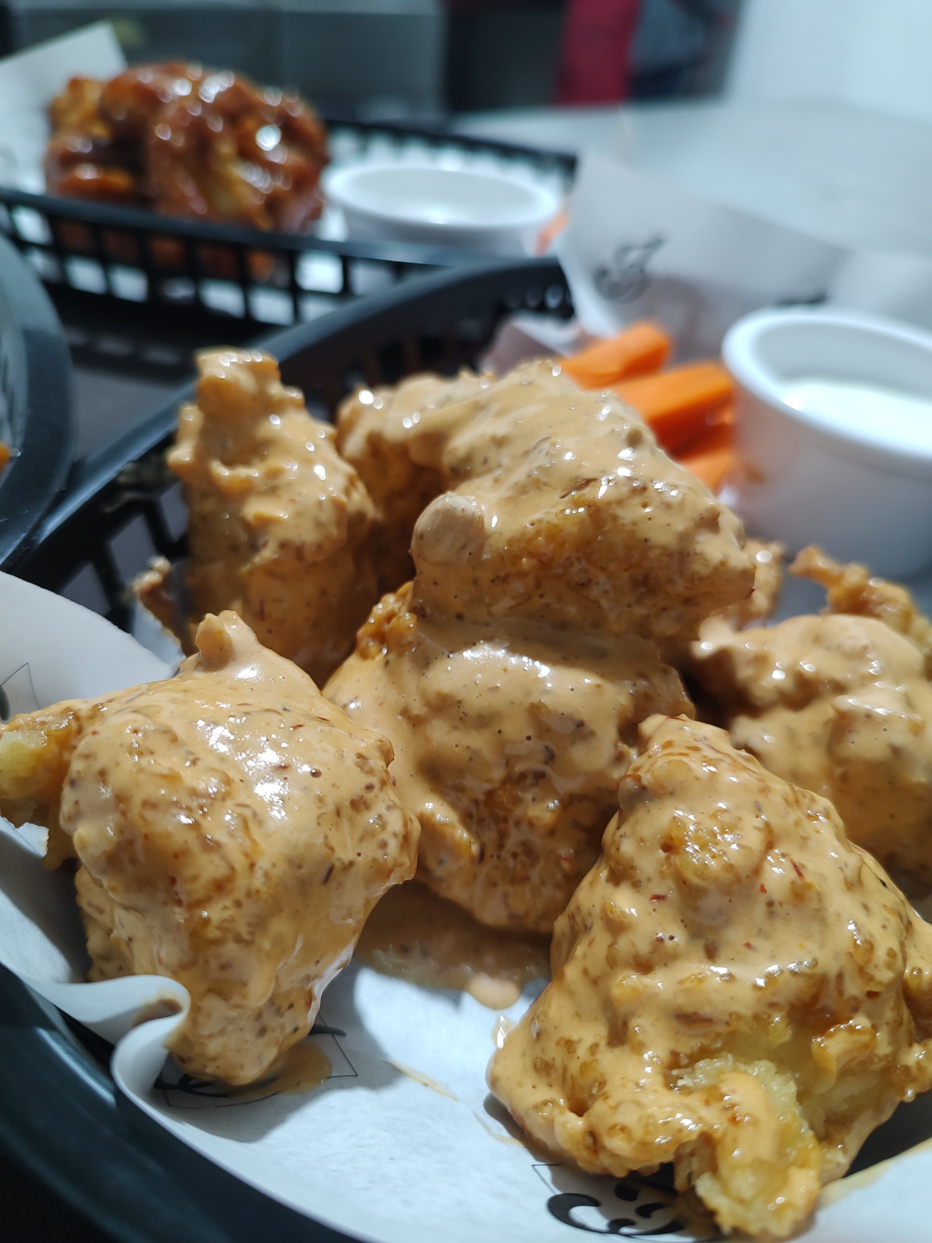 JD Alitas & Burgers image 3