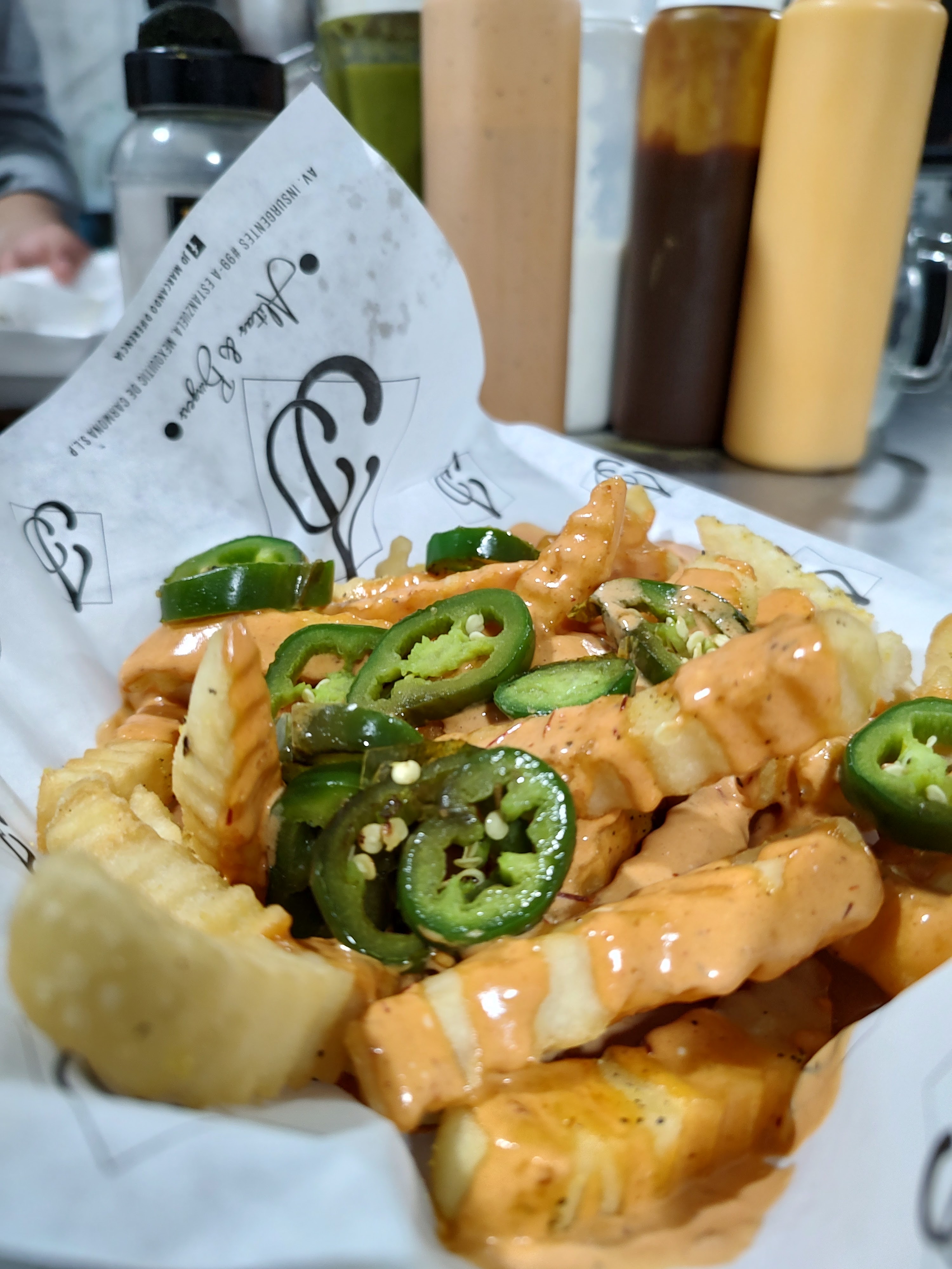 JD Alitas & Burgers image 9